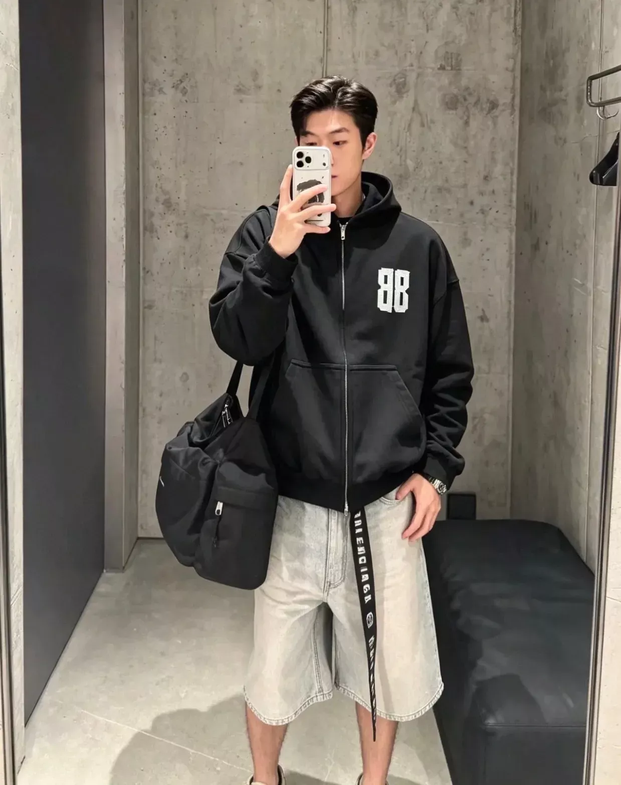 발렌시아가 반사 로고 집업 남녀공용 후드 재킷 상세 이미지 21