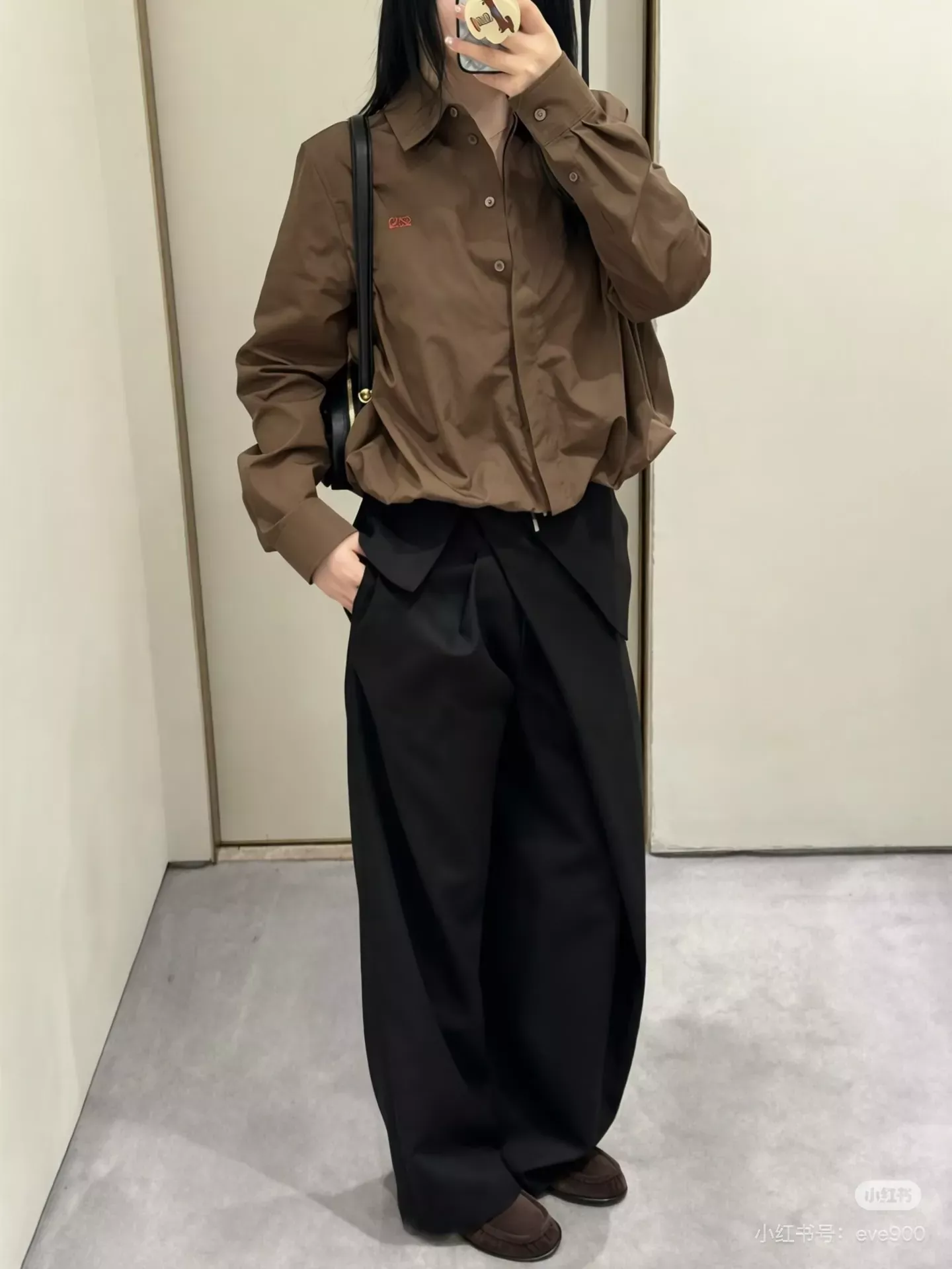 로에베 플립 칼라 스트링 여성용 긴소매 셔츠 상세 이미지 19