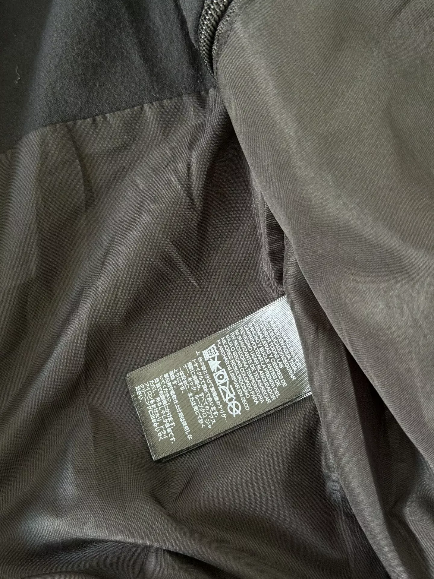 노스페이스 고어텍스 배색 후드 남녀공용 후드 재킷 상세 이미지 14