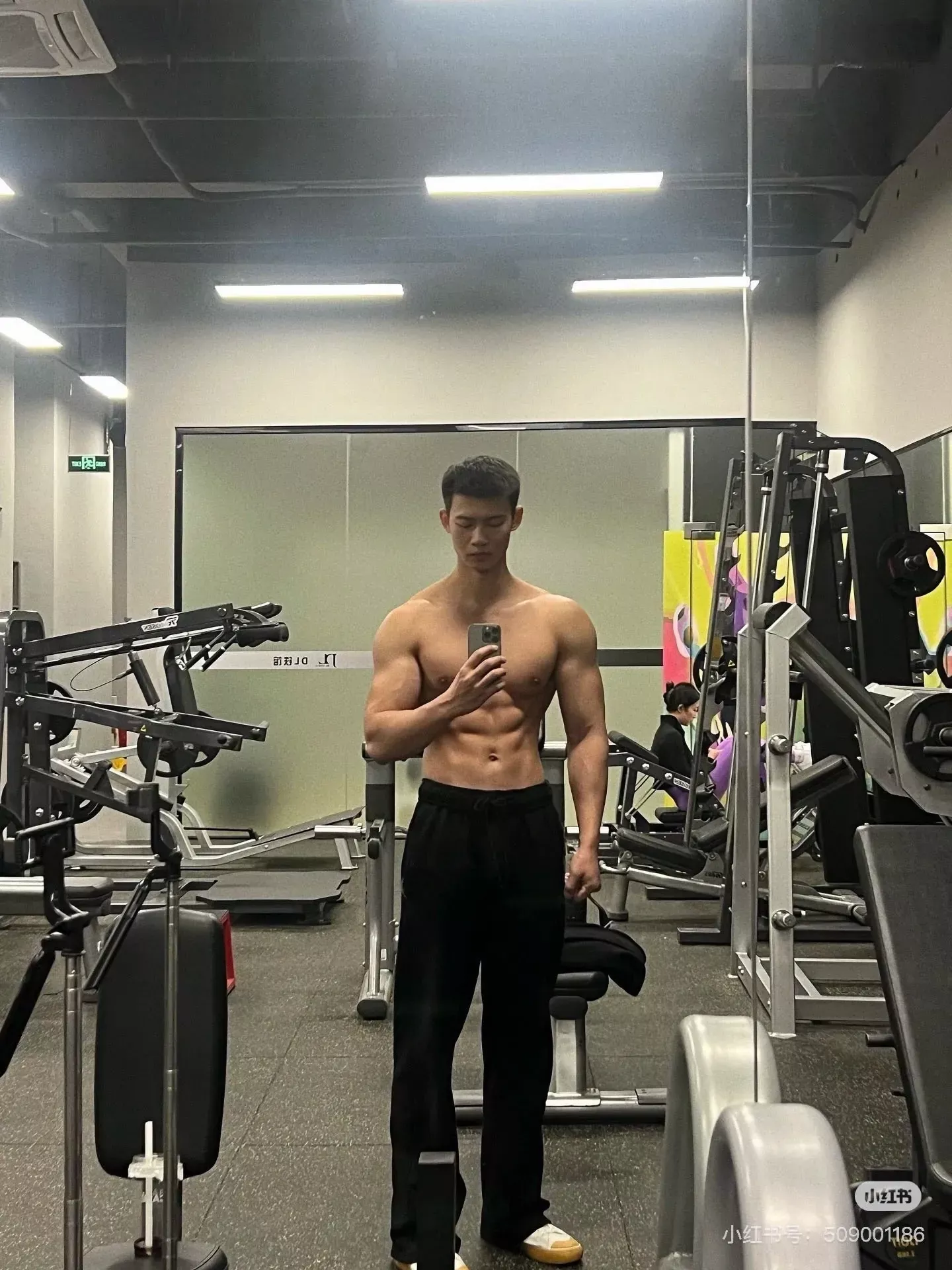알로요가 삼선 자수 와이드 남녀공용 트레이닝 팬츠 상세 이미지 25