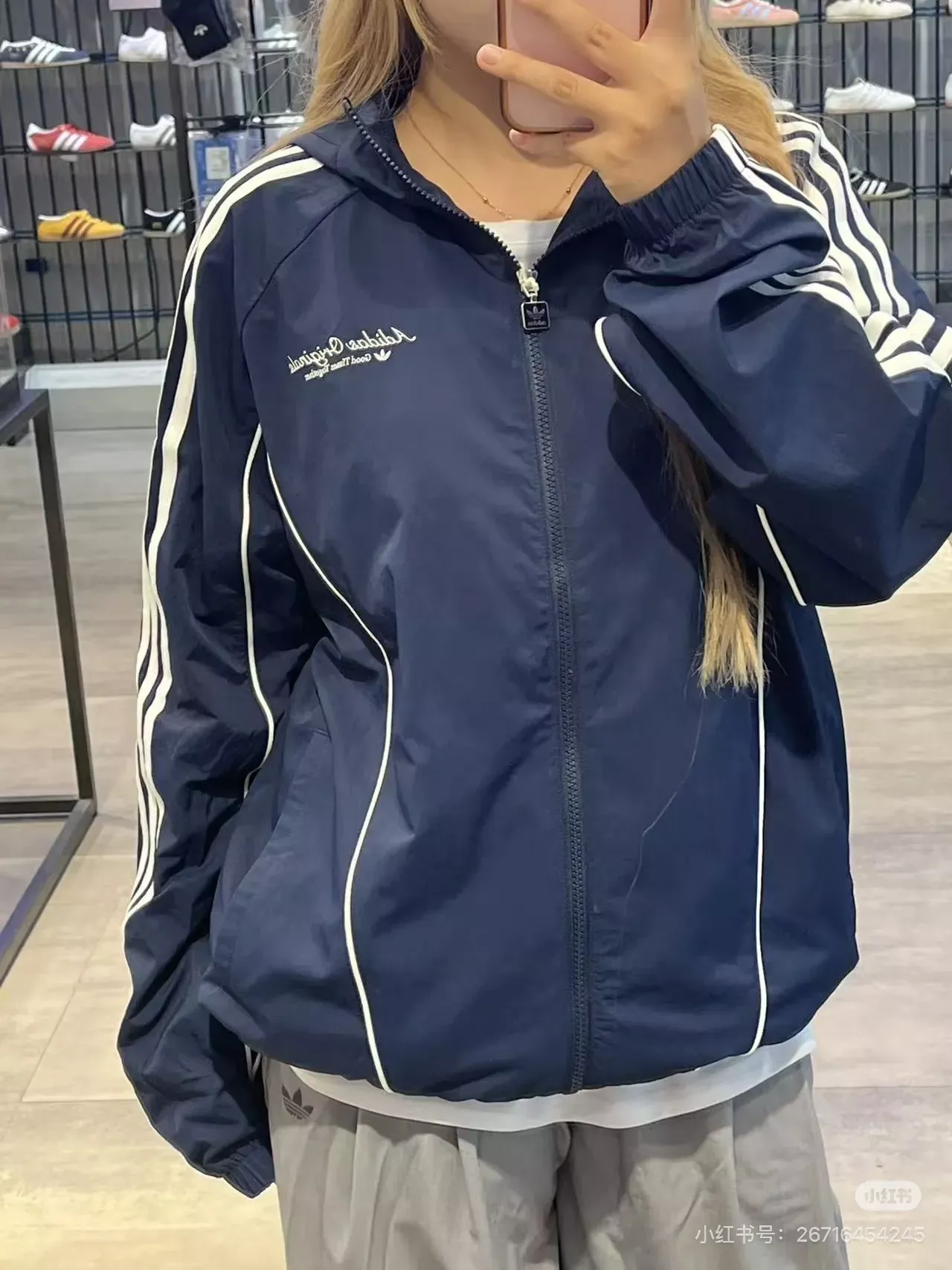 아디다스 복고 삼선 경량 우븐 남녀공용 후드 재킷 상세 이미지 28