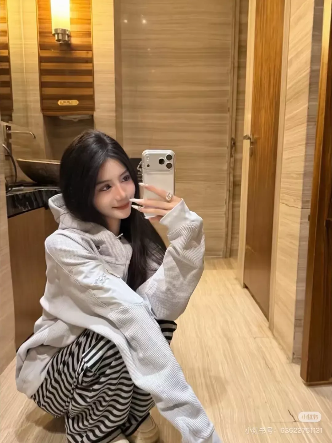아크테릭스 와플 조직 소프트쉘 남녀공용 후드 재킷 상세 이미지 24