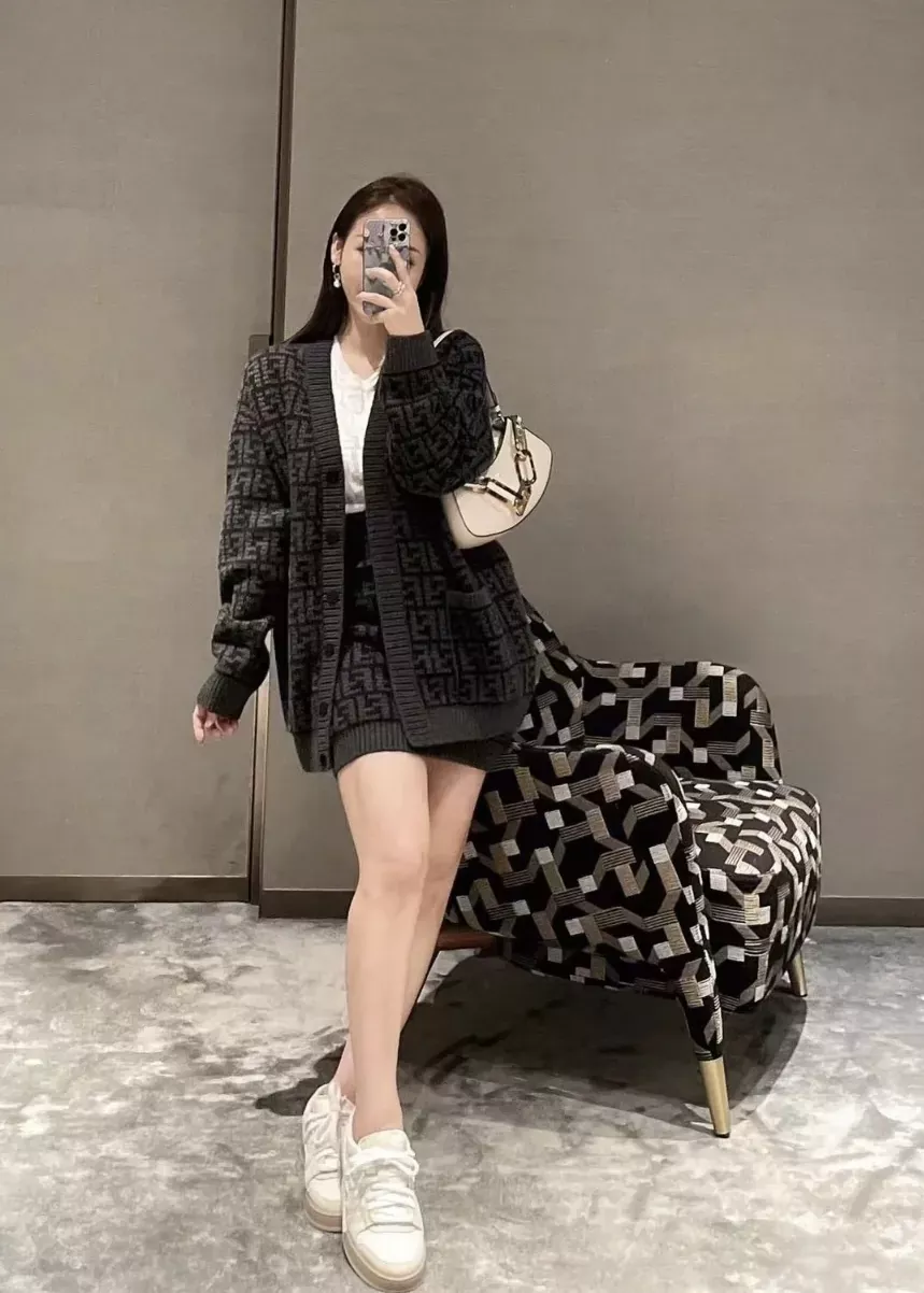 펜디 FF 크로셰 캐시미어 여성용 긴소매 가디건 상세 이미지 28