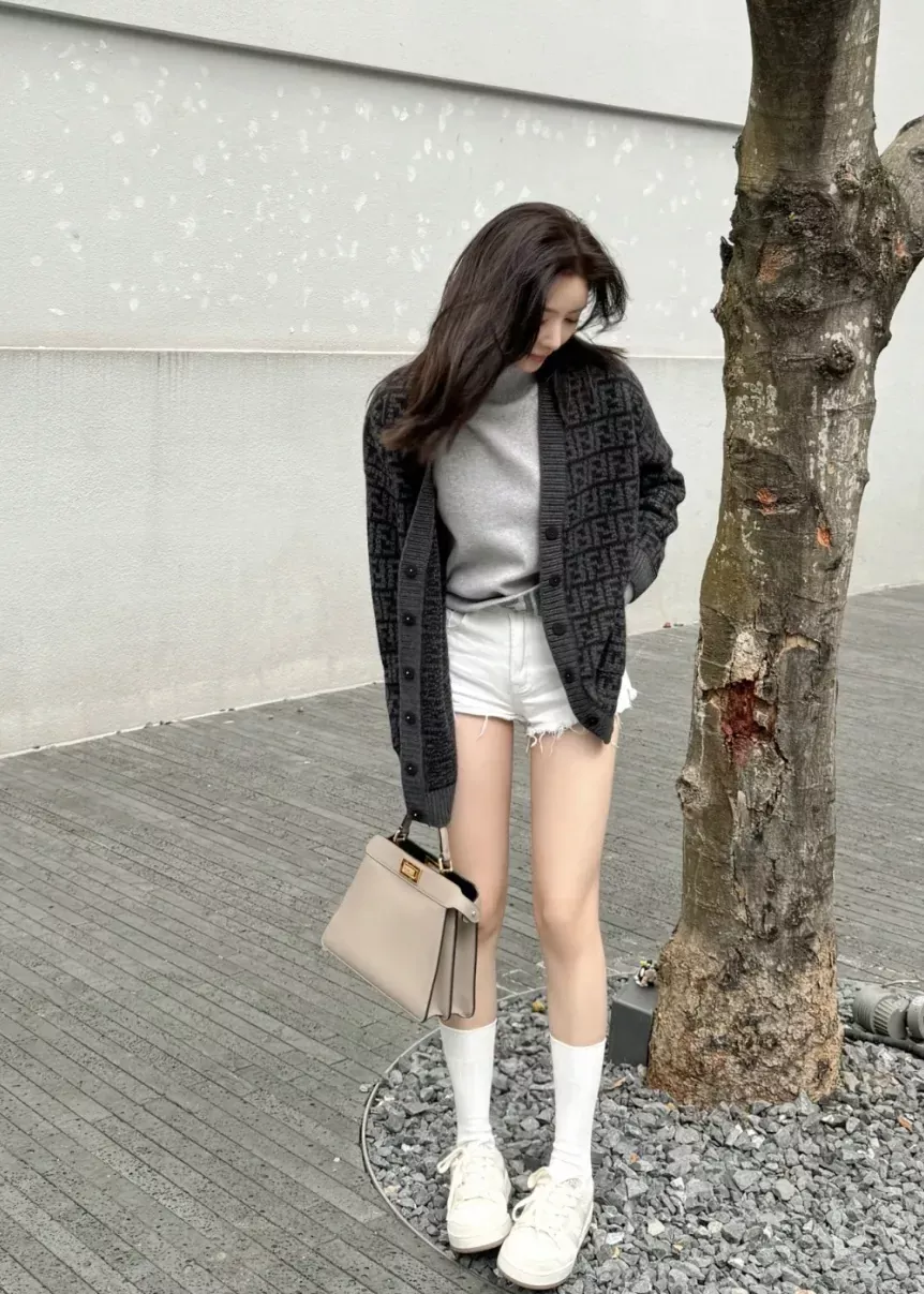 펜디 FF 크로셰 캐시미어 여성용 긴소매 가디건 상세 이미지 40