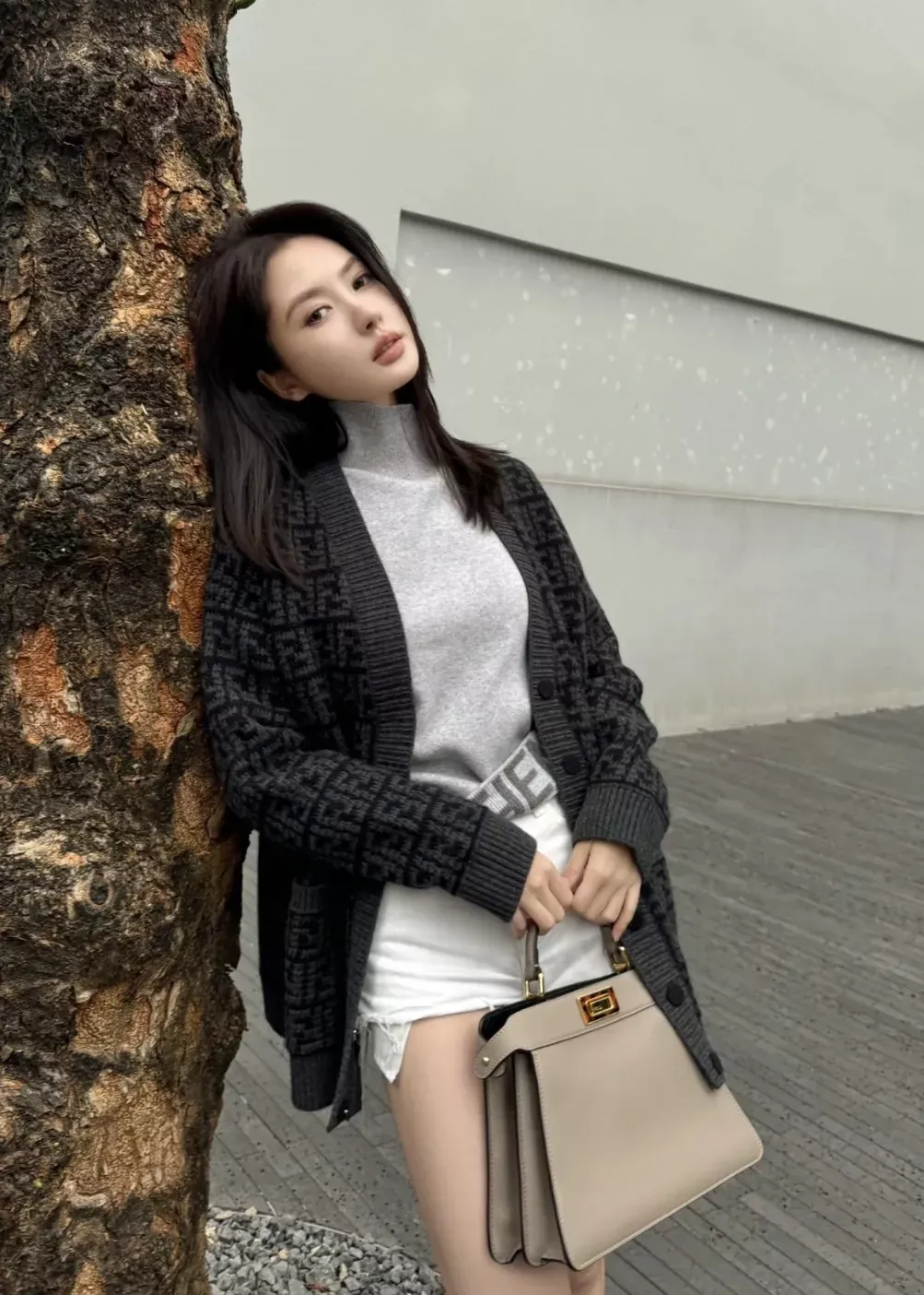 펜디 FF 크로셰 캐시미어 여성용 긴소매 가디건 상세 이미지 41