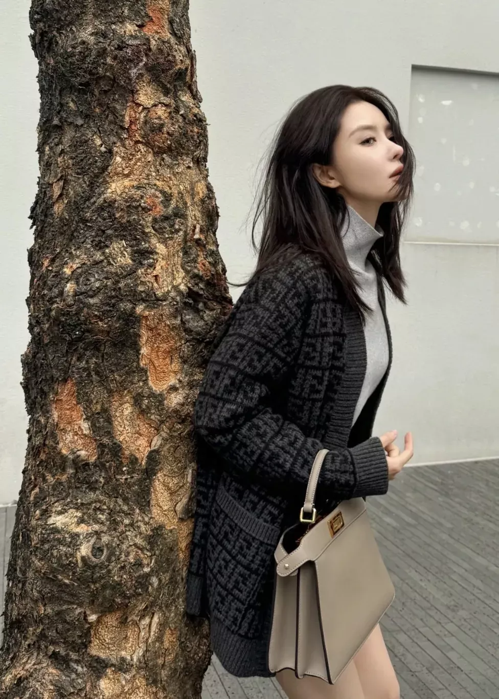 펜디 FF 크로셰 캐시미어 여성용 긴소매 가디건 상세 이미지 43