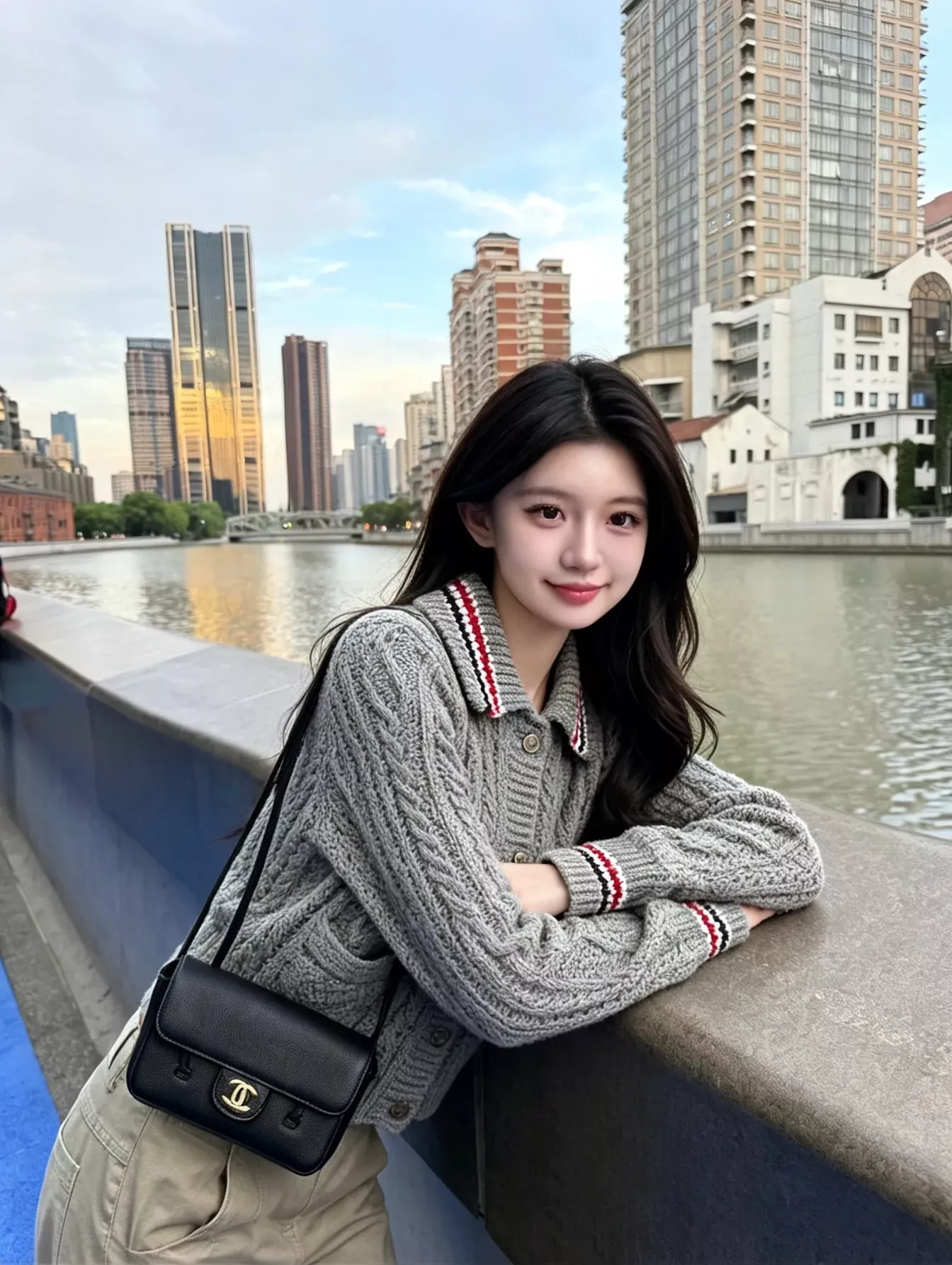 톰브라운 케이블 니트 크롭 여성용 긴소매 가디건 상세 이미지 11