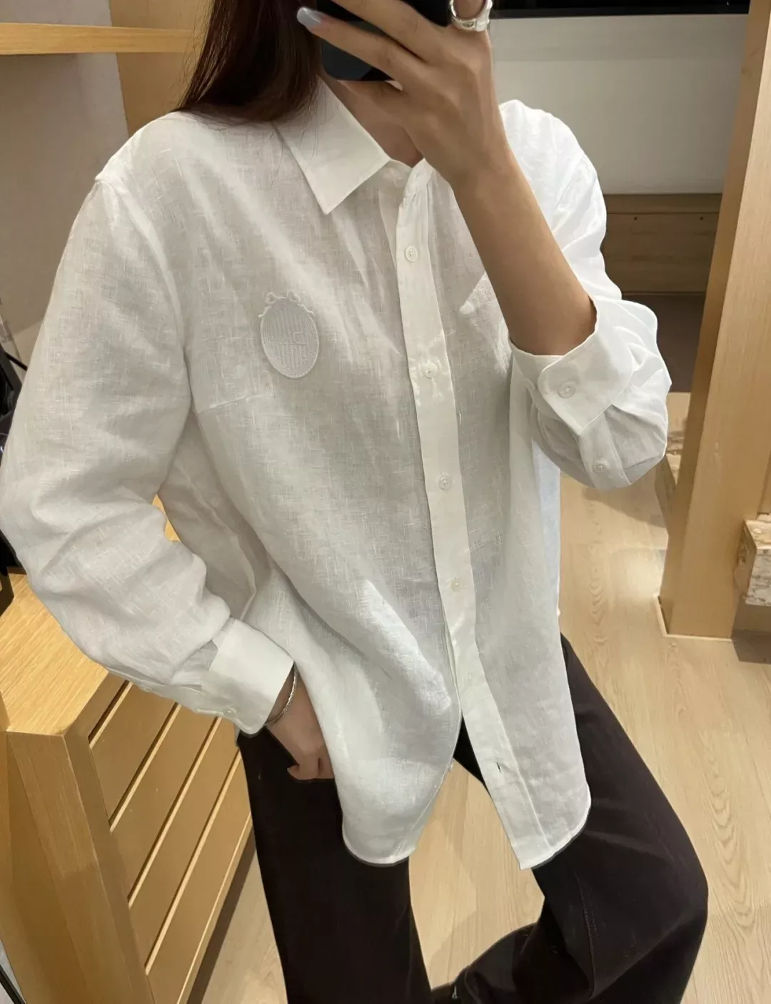 디올 린넨 질감 자수 여성용 긴소매 셔츠 상세 이미지 10