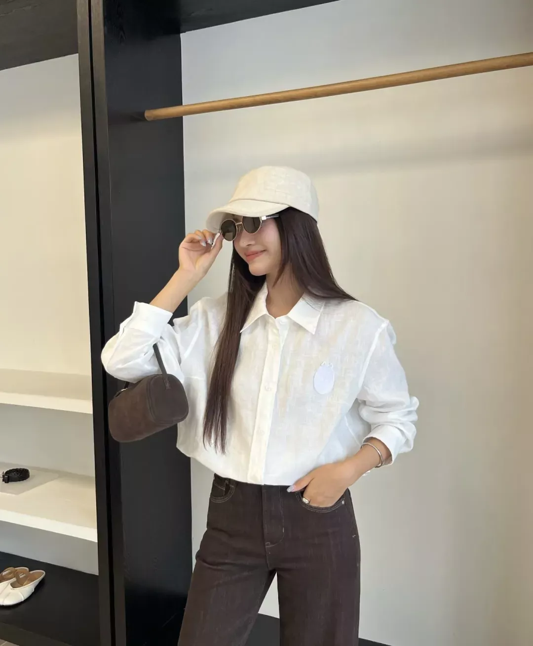 디올 린넨 질감 자수 여성용 긴소매 셔츠 상세 이미지 14