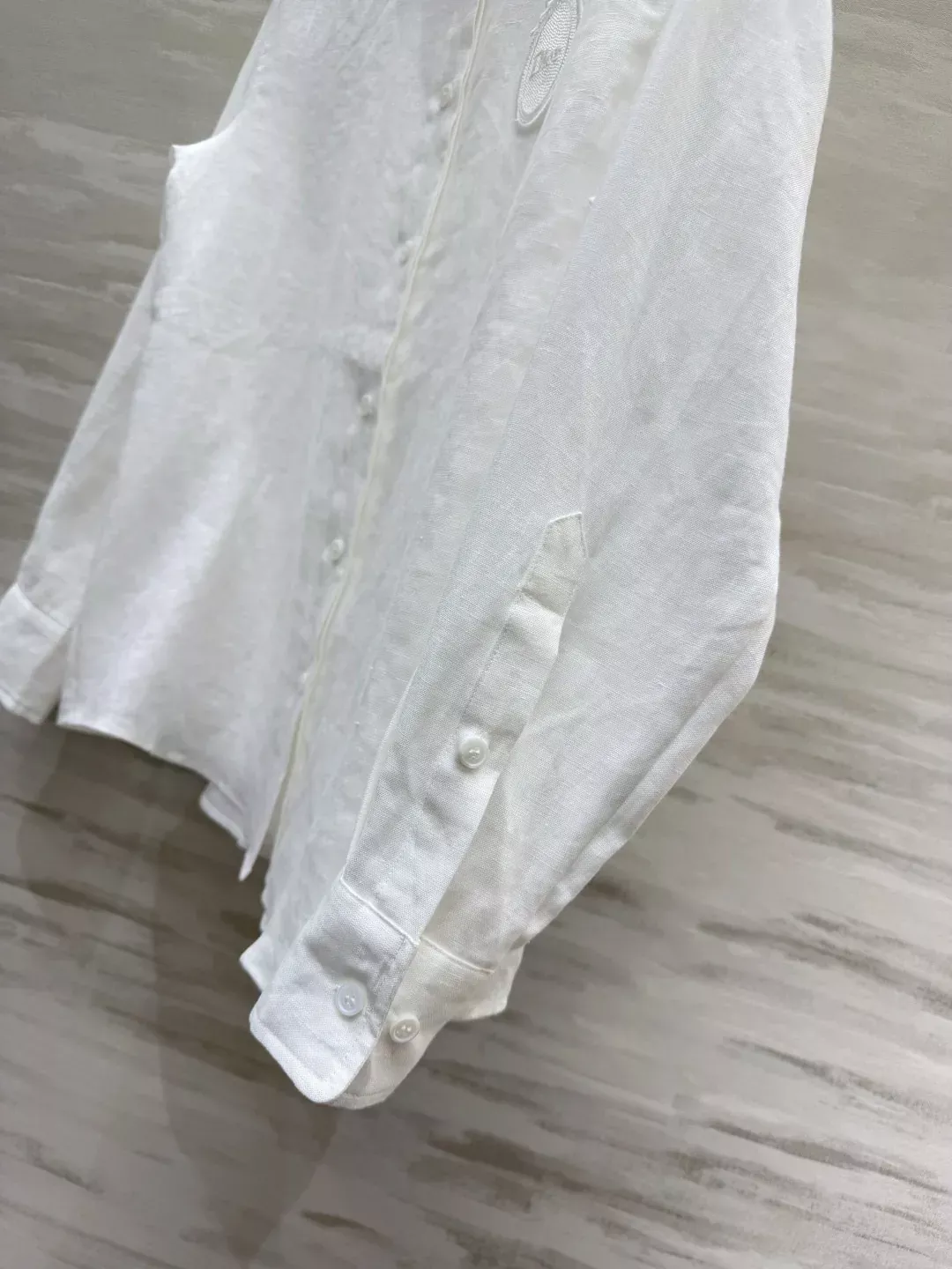 디올 린넨 질감 자수 여성용 긴소매 셔츠 상세 이미지 6