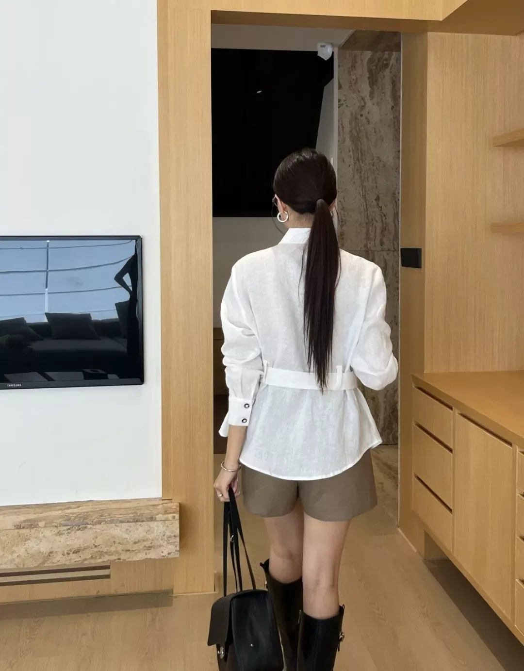 샤넬 벨트 포인트 코튼 린넨 여성용 긴소매 셔츠 상세 이미지 18