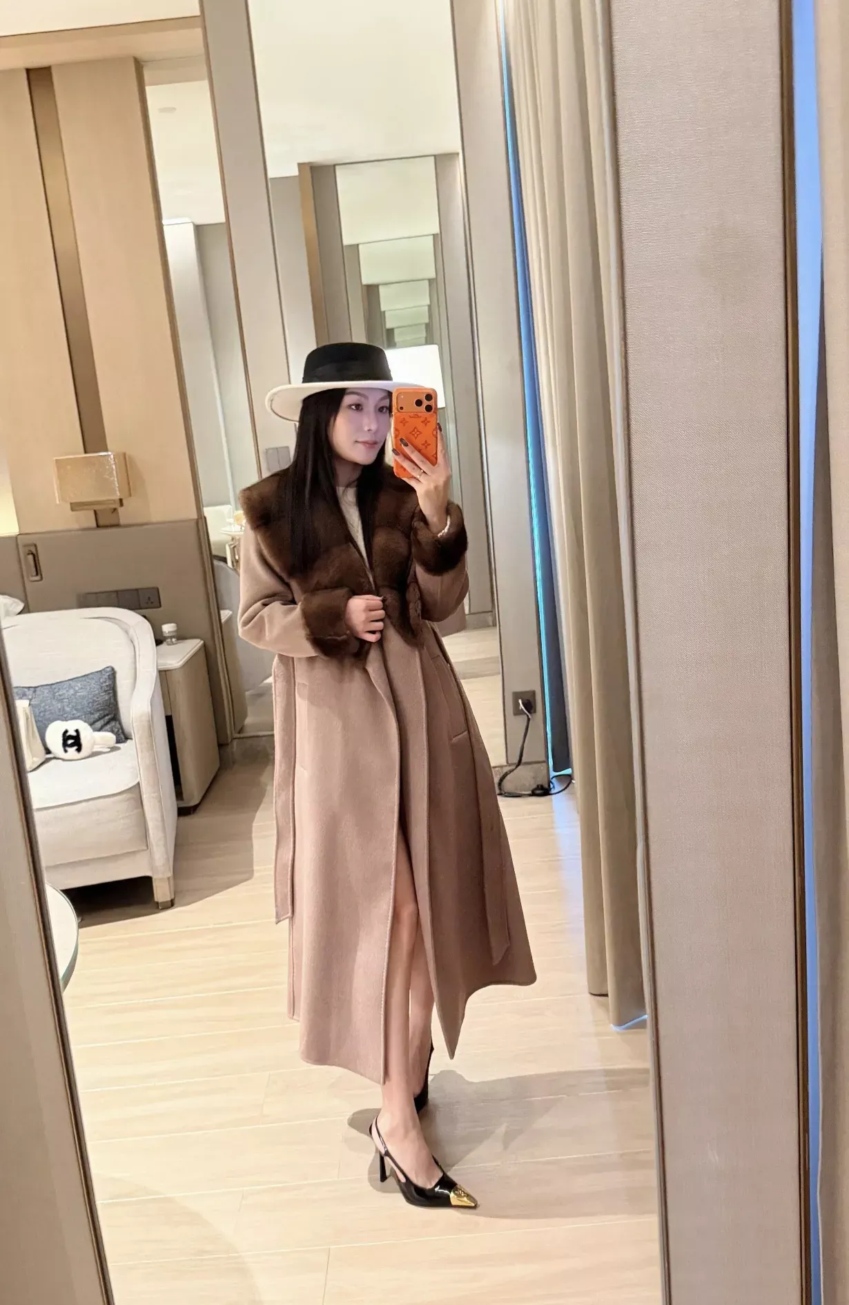 로로피아나 밍크 숄 칼라 캐시미어 여성용 롱 코트 상세 이미지 103