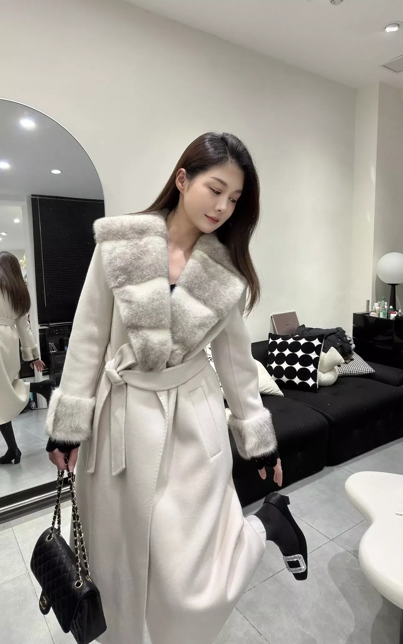 로로피아나 밍크 숄 칼라 캐시미어 여성용 롱 코트 상세 이미지 113