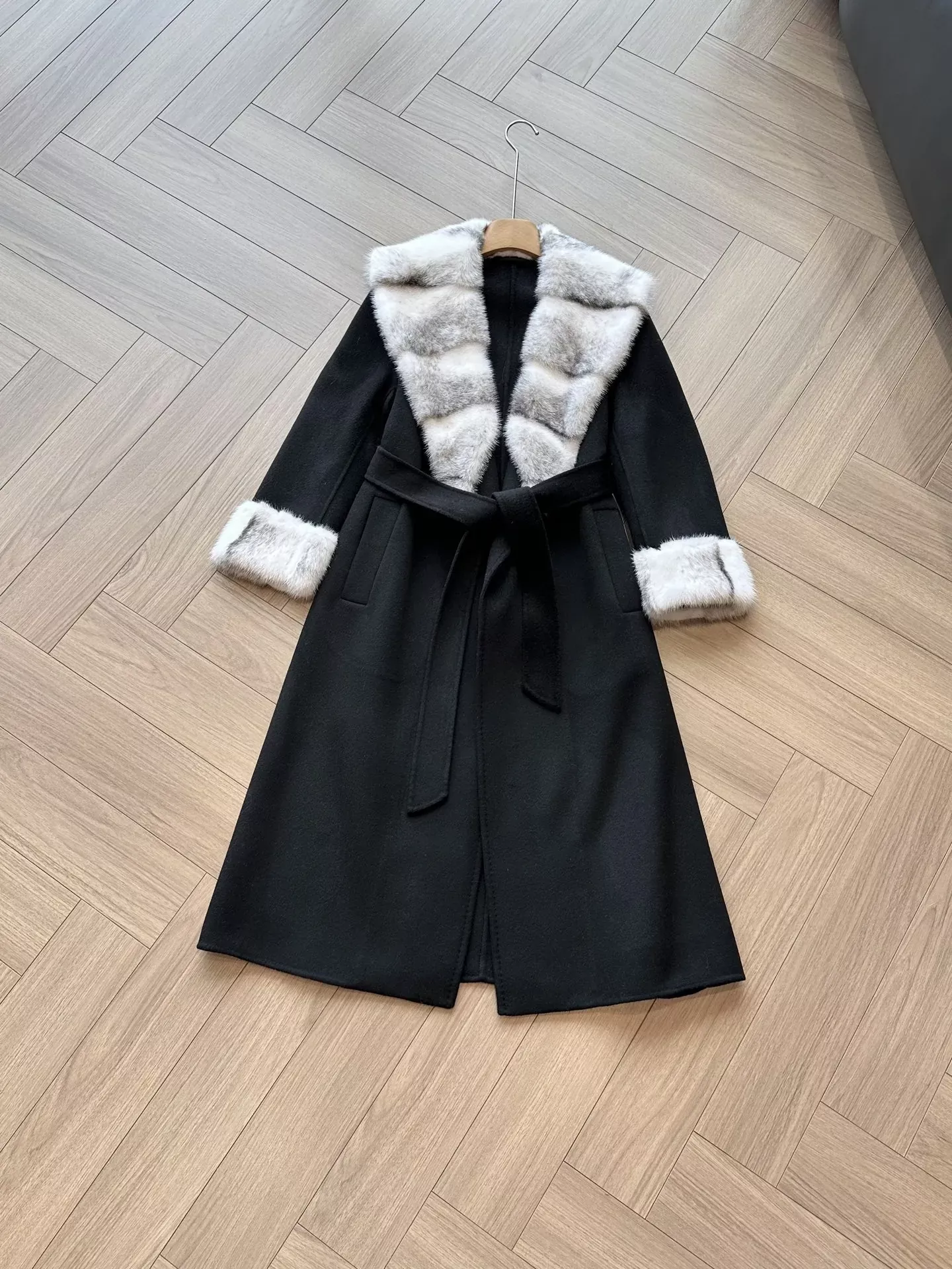 로로피아나 밍크 숄 칼라 캐시미어 여성용 롱 코트 상세 이미지 90