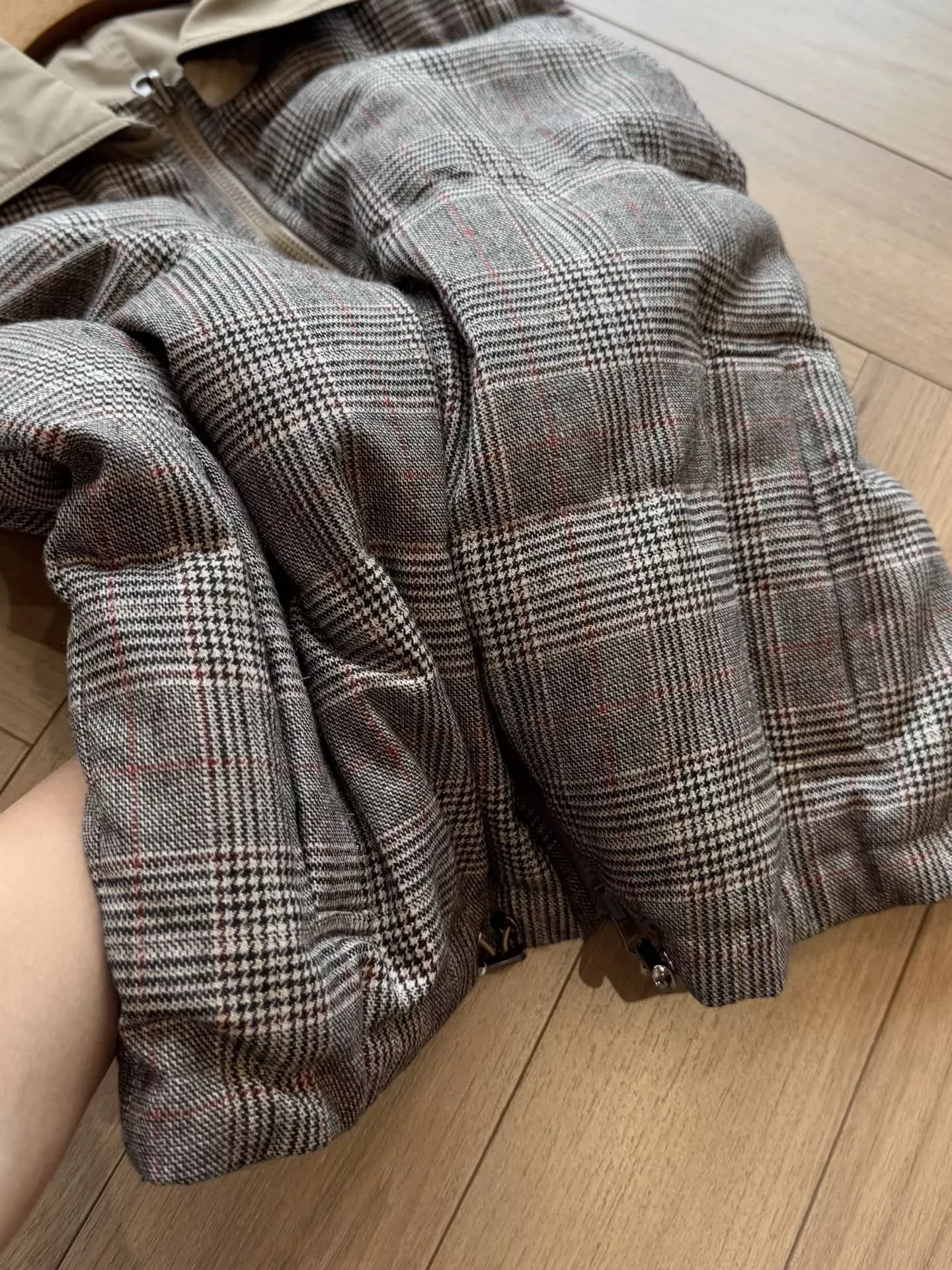 브루넬로쿠치넬리 양면 체크 울 여성용 패딩 조끼 상세 이미지 48