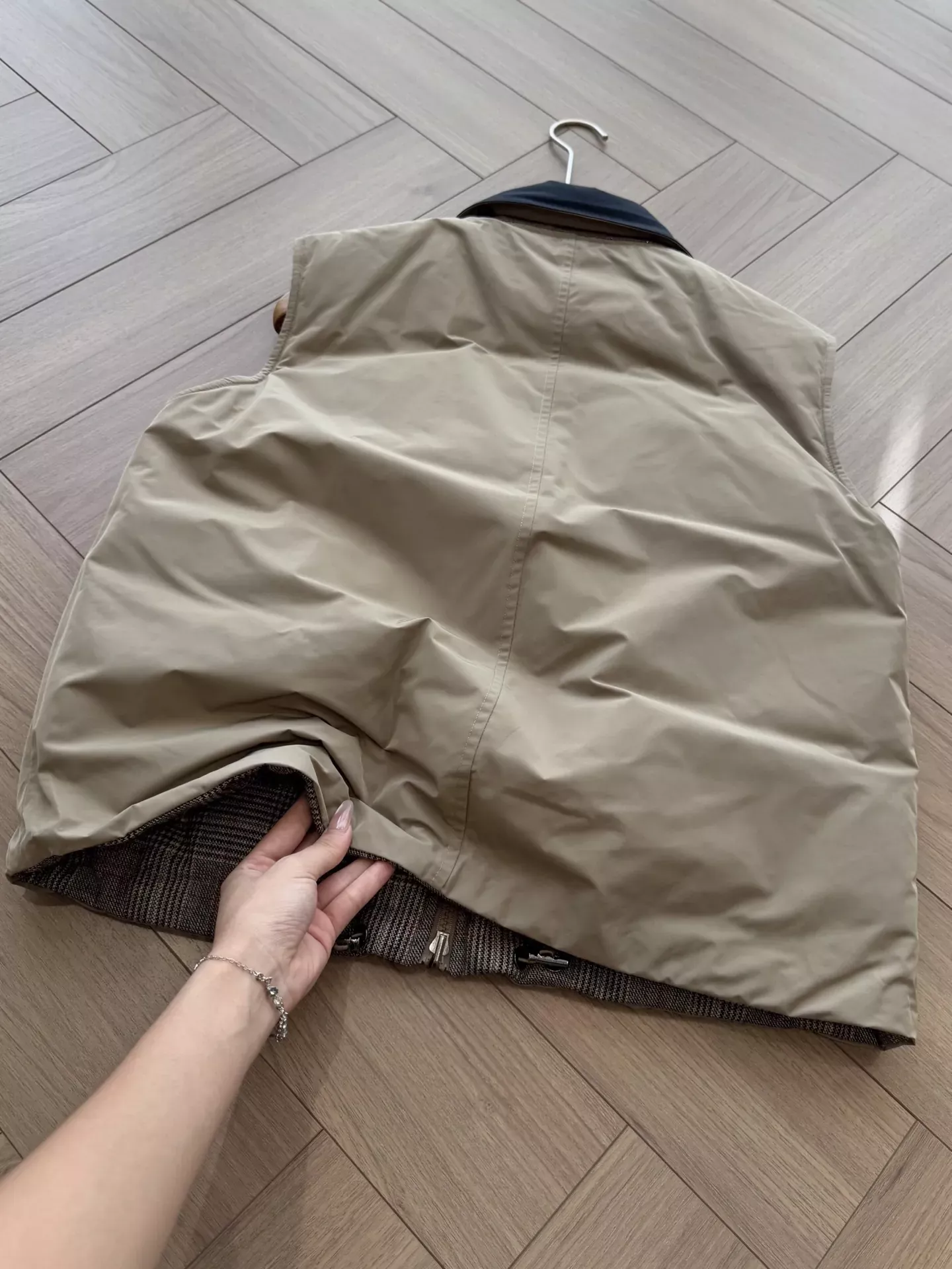 브루넬로쿠치넬리 양면 체크 울 여성용 패딩 조끼 상세 이미지 75