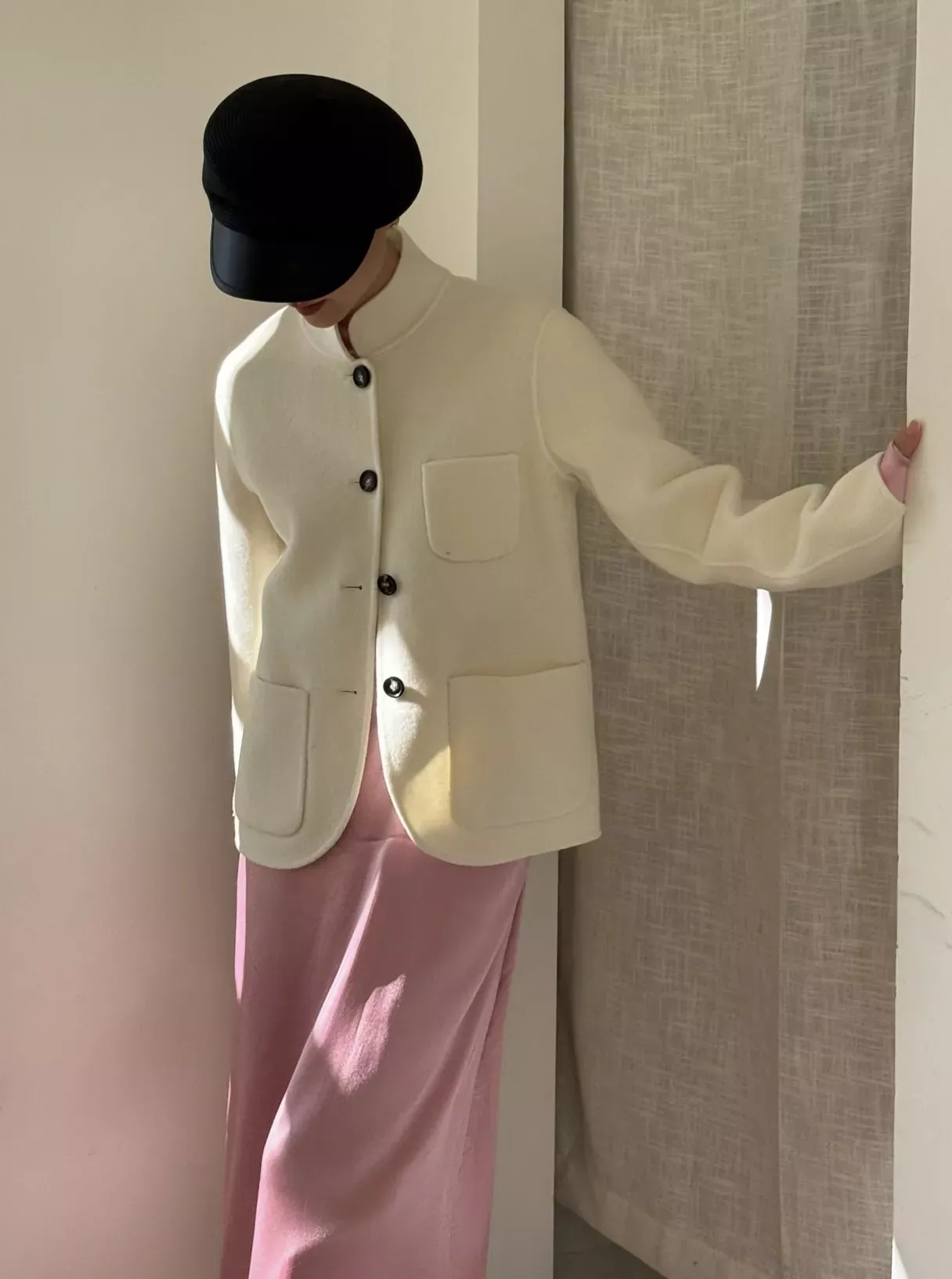 로로피아나 캐시미어 양면 버튼 여성용 쇼트 코트 상세 이미지 103
