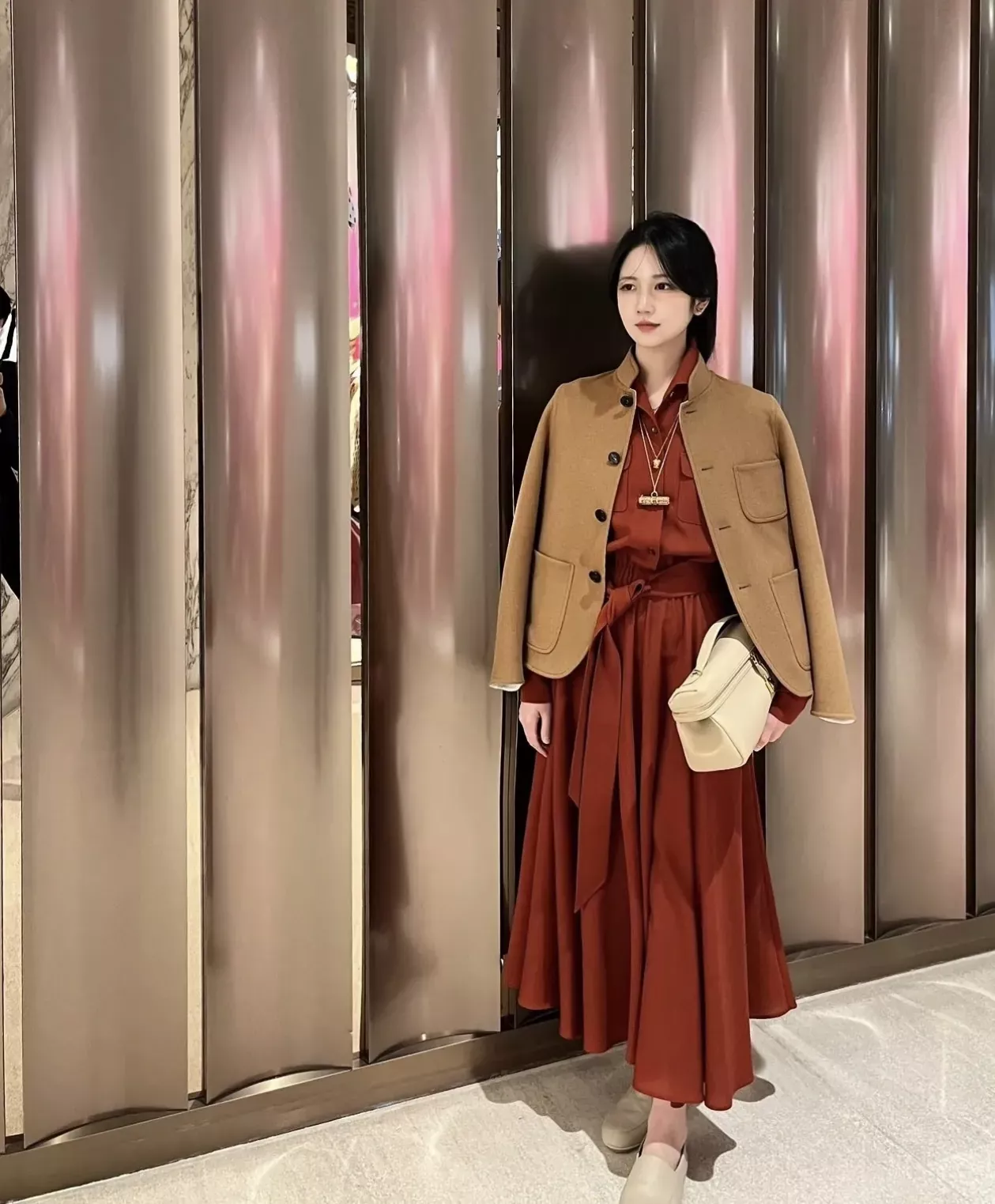 로로피아나 캐시미어 양면 버튼 여성용 쇼트 코트 상세 이미지 136