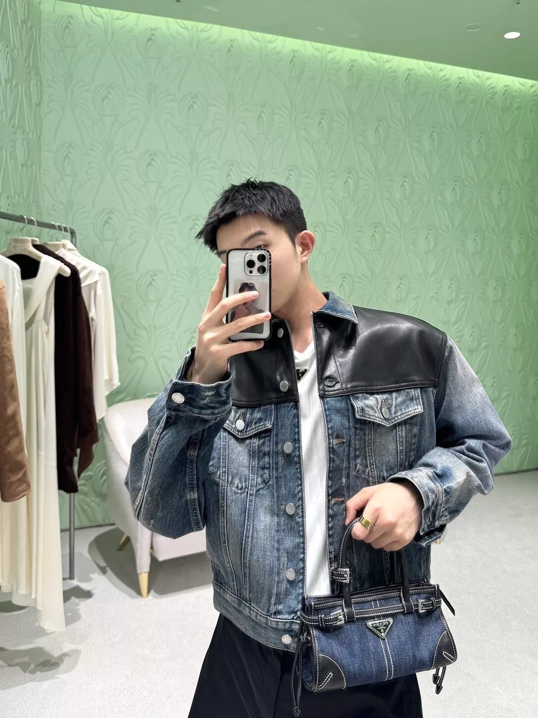 프라다 가죽 패치 워싱 남녀공용 데님 재킷 상세 이미지 13