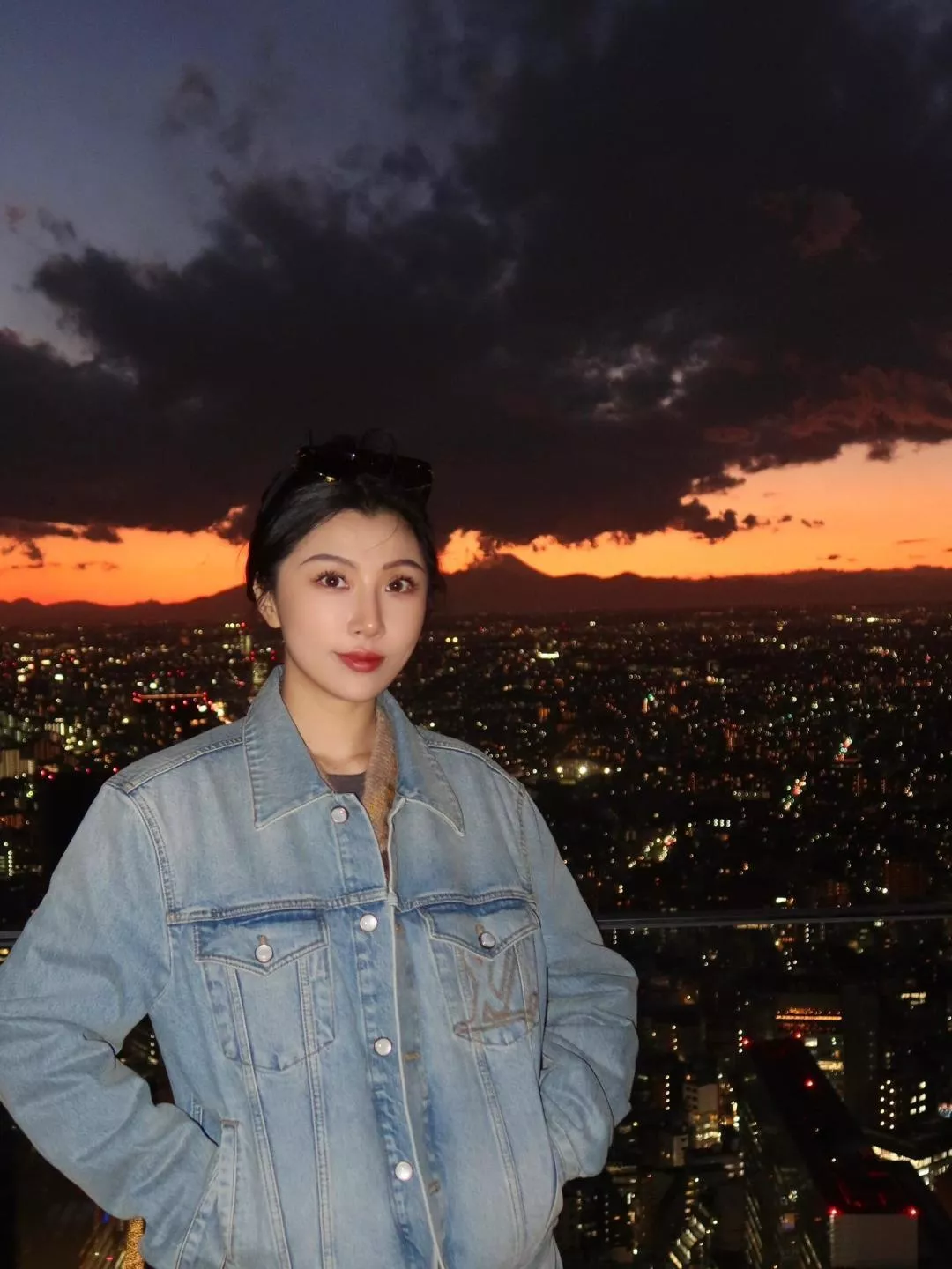 루이비통 자수 워싱 데님 남녀공용 데님 재킷 상세 이미지 13