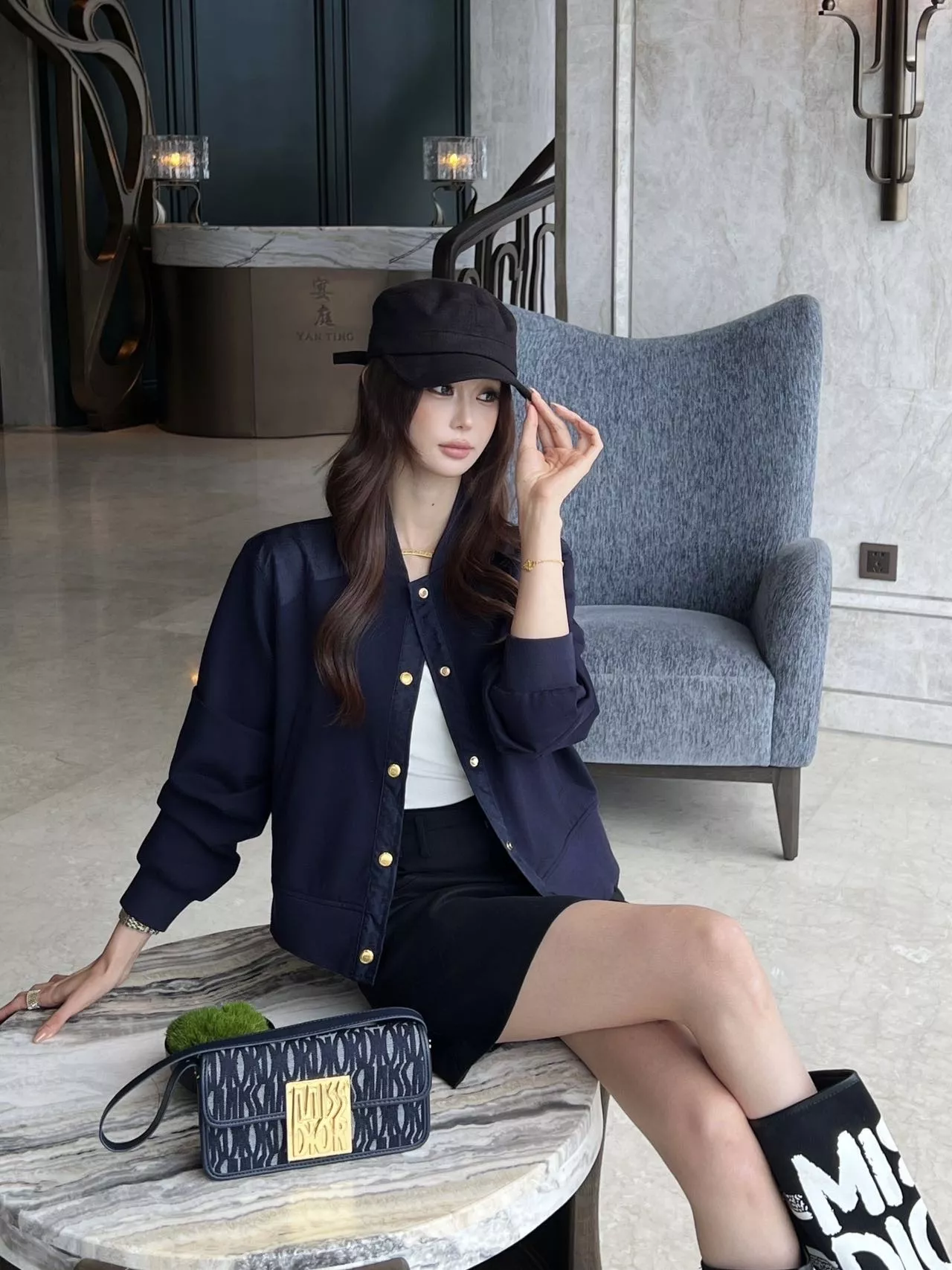 디올 배색 숏 기장 여성용 버튼 재킷 상세 이미지 26