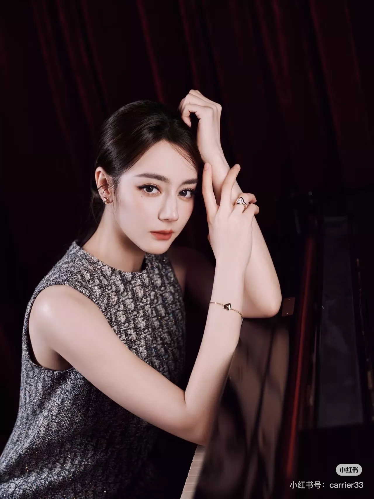 디올 스팽글 트위드 민소매 여성용 원피스 상세 이미지 15