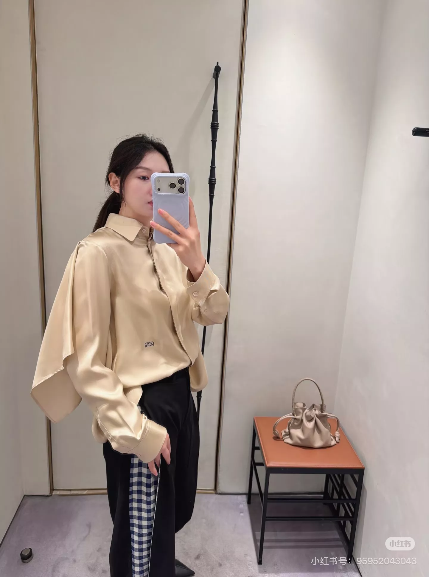 로에베 케이프 레이어드 여성용 긴소매 셔츠 상세 이미지 23