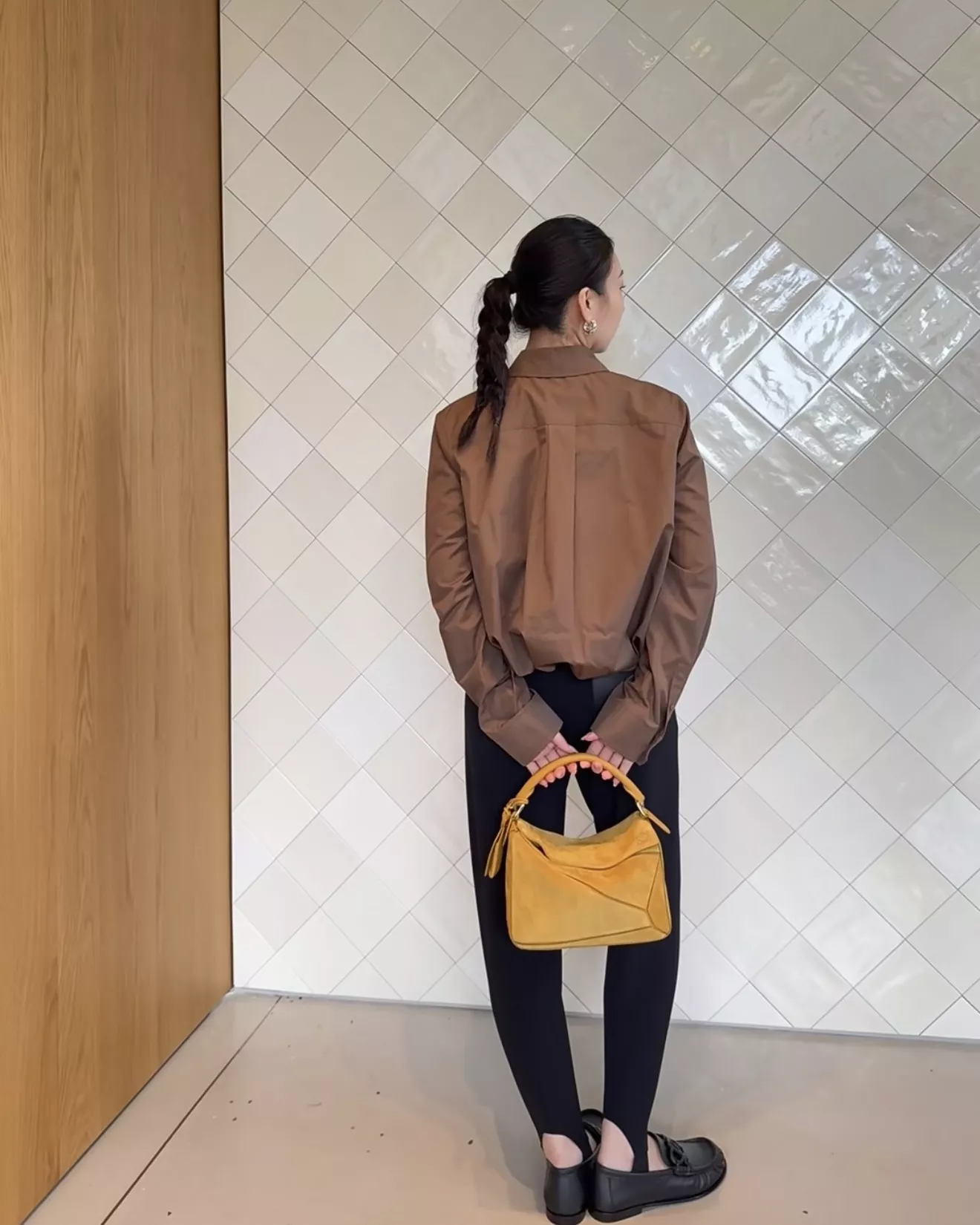 로에베 크롭 스트링 카라 여성용 긴소매 셔츠 상세 이미지 41