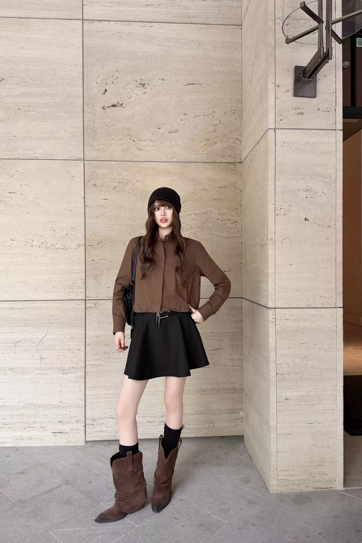 로에베 크롭 스트링 카라 여성용 긴소매 셔츠 상세 이미지 52