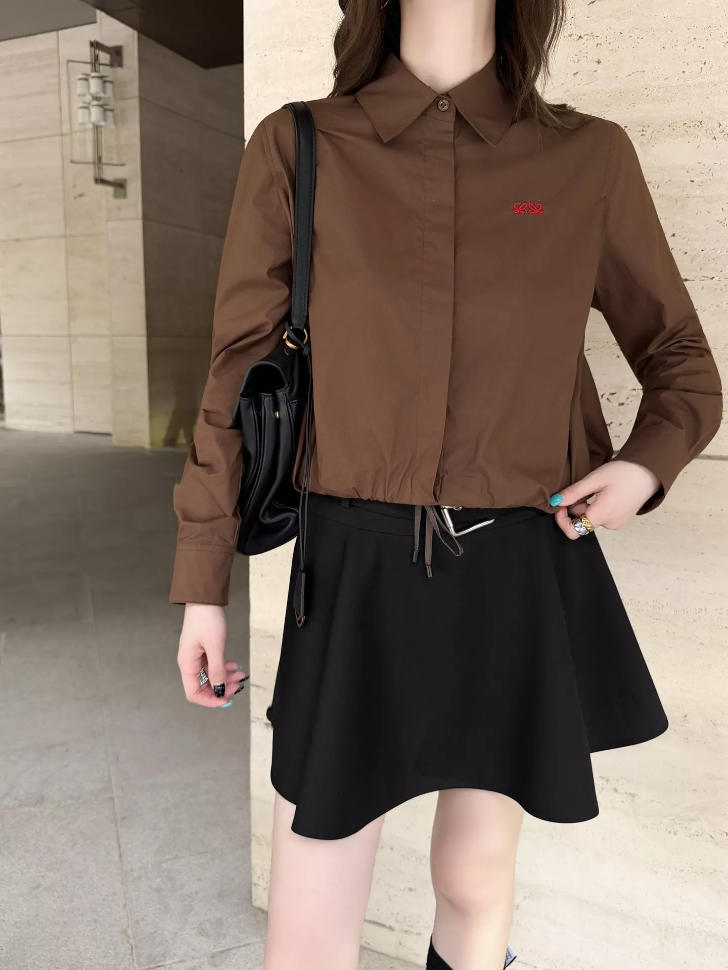 로에베 크롭 스트링 카라 여성용 긴소매 셔츠 상세 이미지 60