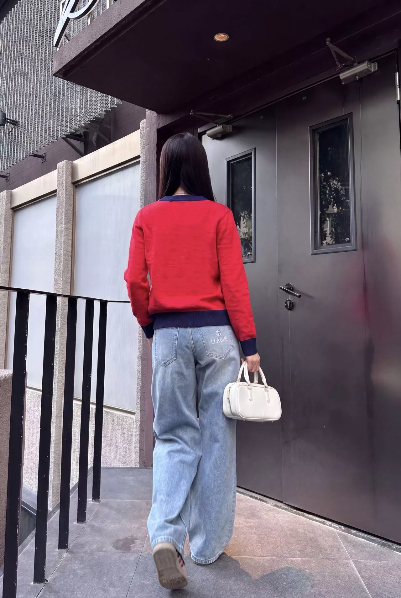 로에베 배색 울 니트 여성용 긴소매 가디건 상세 이미지 15