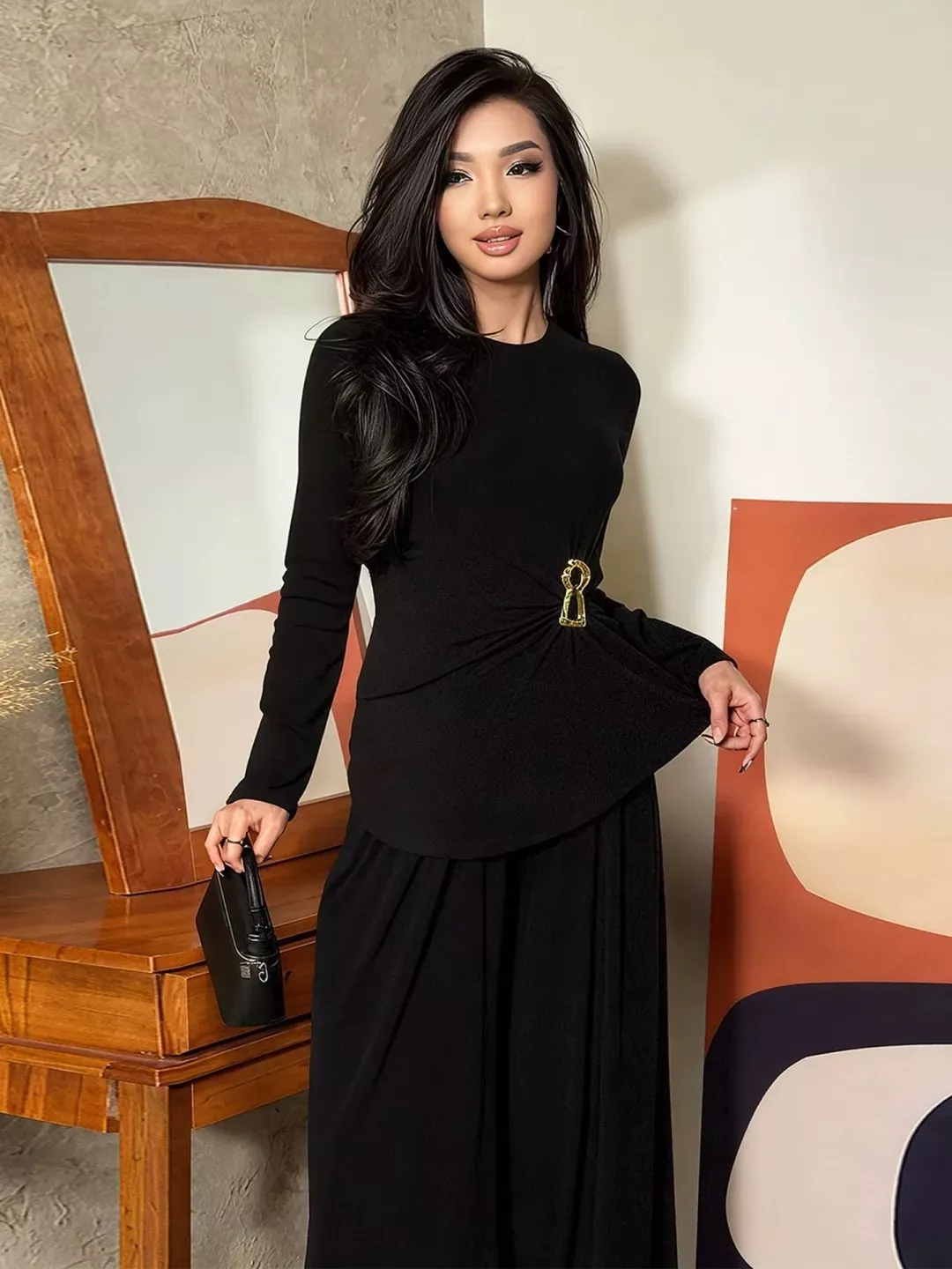 스키아파렐리 키홀 브로치 슬림핏 여성용 긴소매 티셔츠 상세 이미지 28