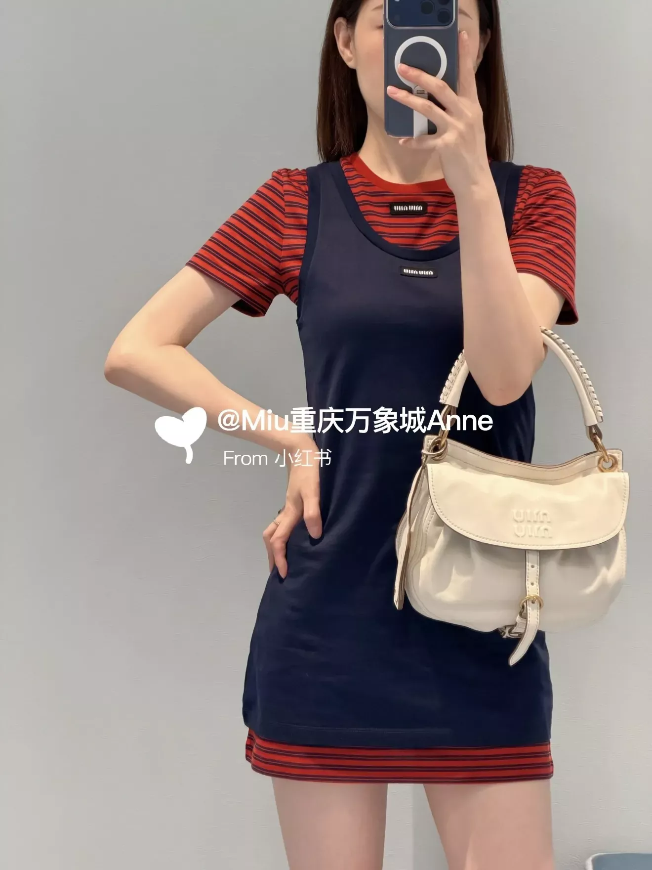 미우미우 스트라이프 레이어드 여성용 원피스 상세 이미지 18