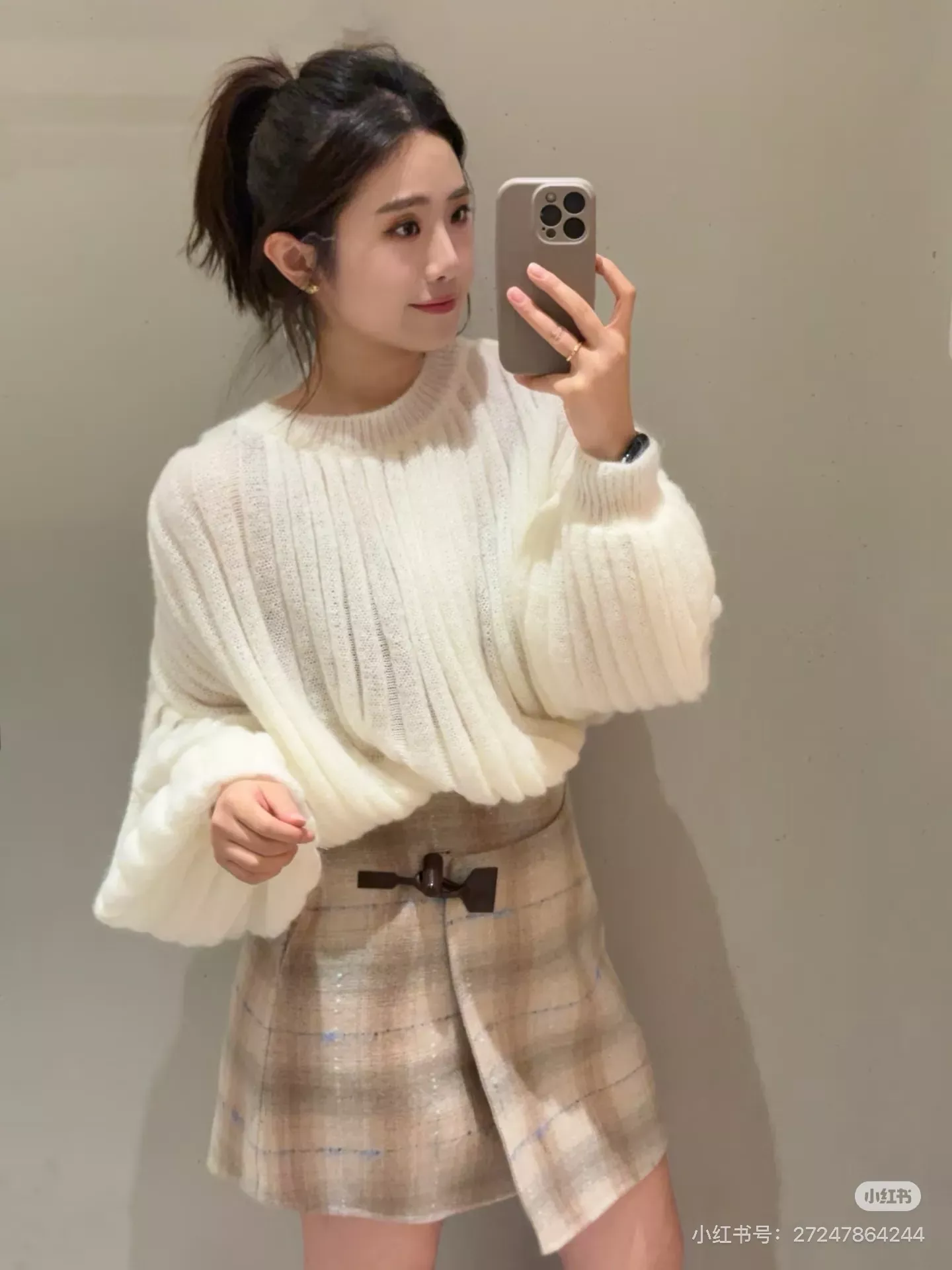 로에베 모헤어 혼방 세로 골지 여성용 긴소매 니트 상세 이미지 33