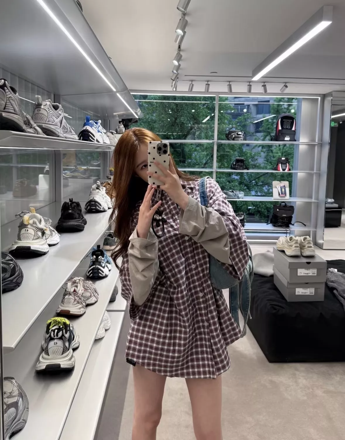 발렌시아가 체크 레이어드 남녀공용 긴소매 셔츠 상세 이미지 21