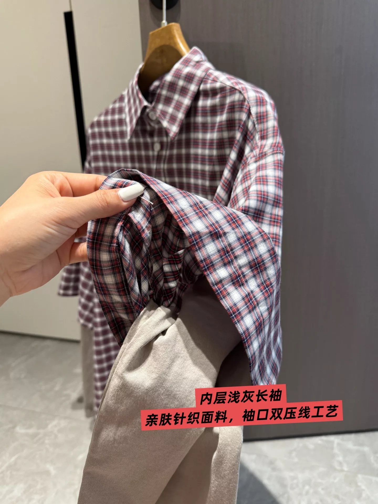 발렌시아가 체크 레이어드 남녀공용 긴소매 셔츠 상세 이미지 37
