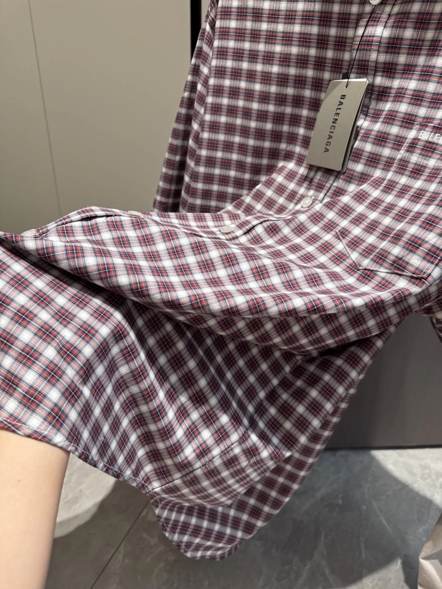 발렌시아가 체크 레이어드 남녀공용 긴소매 셔츠 상세 이미지 63