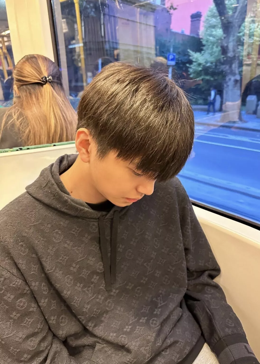 루이비통 모노그램 울 포켓 남녀공용 후드 티셔츠 상세 이미지 28