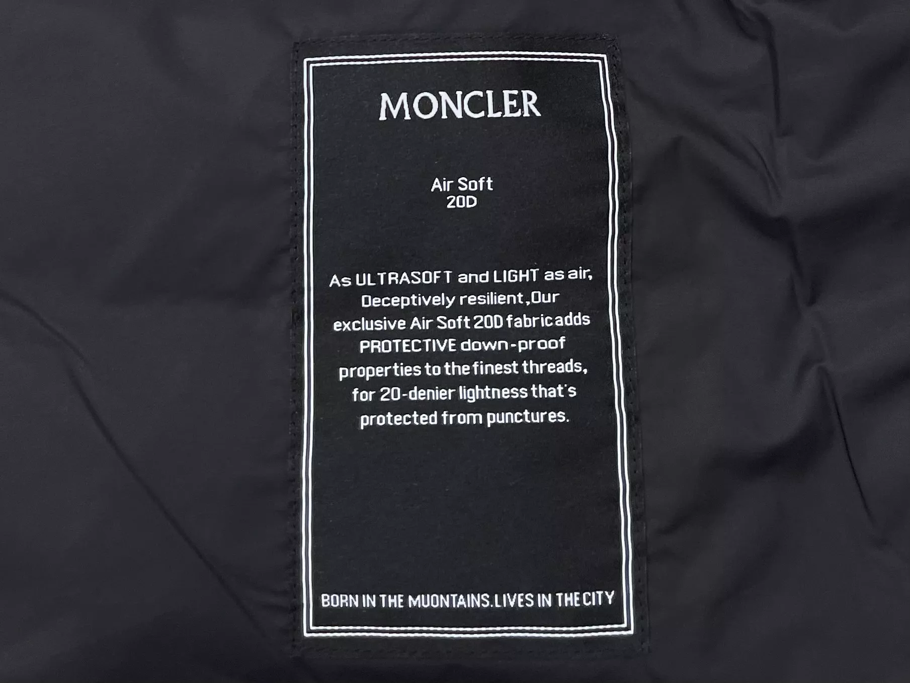 몽클레어 후드 쇼트 패딩 남녀공용 쇼트 패딩 상세 이미지 13