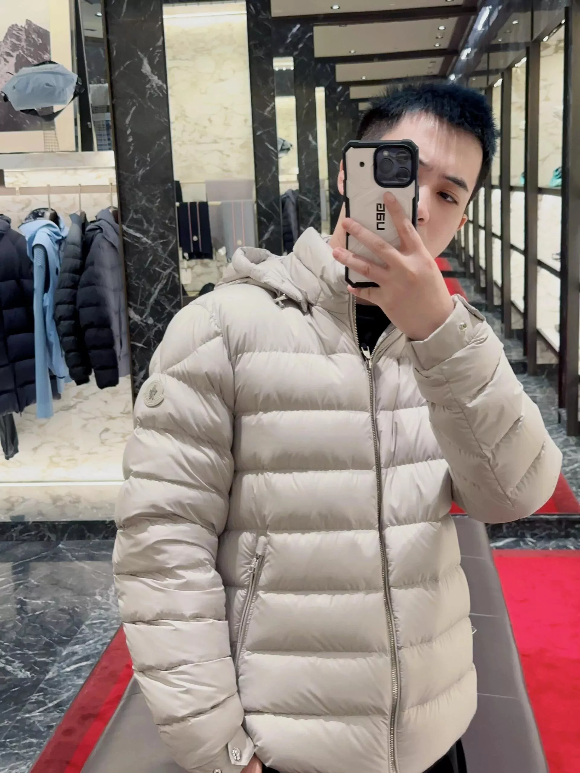 몽클레어 후드 쇼트 패딩 남녀공용 쇼트 패딩 상세 이미지 52