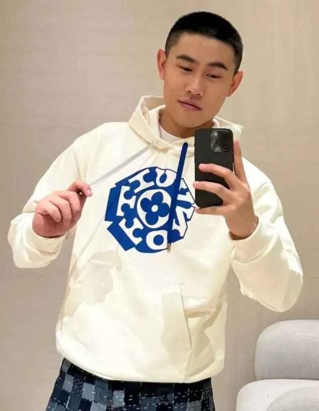 루이비통 입체 플라워 프린트 남녀공용 후드 티셔츠 상세 이미지 18