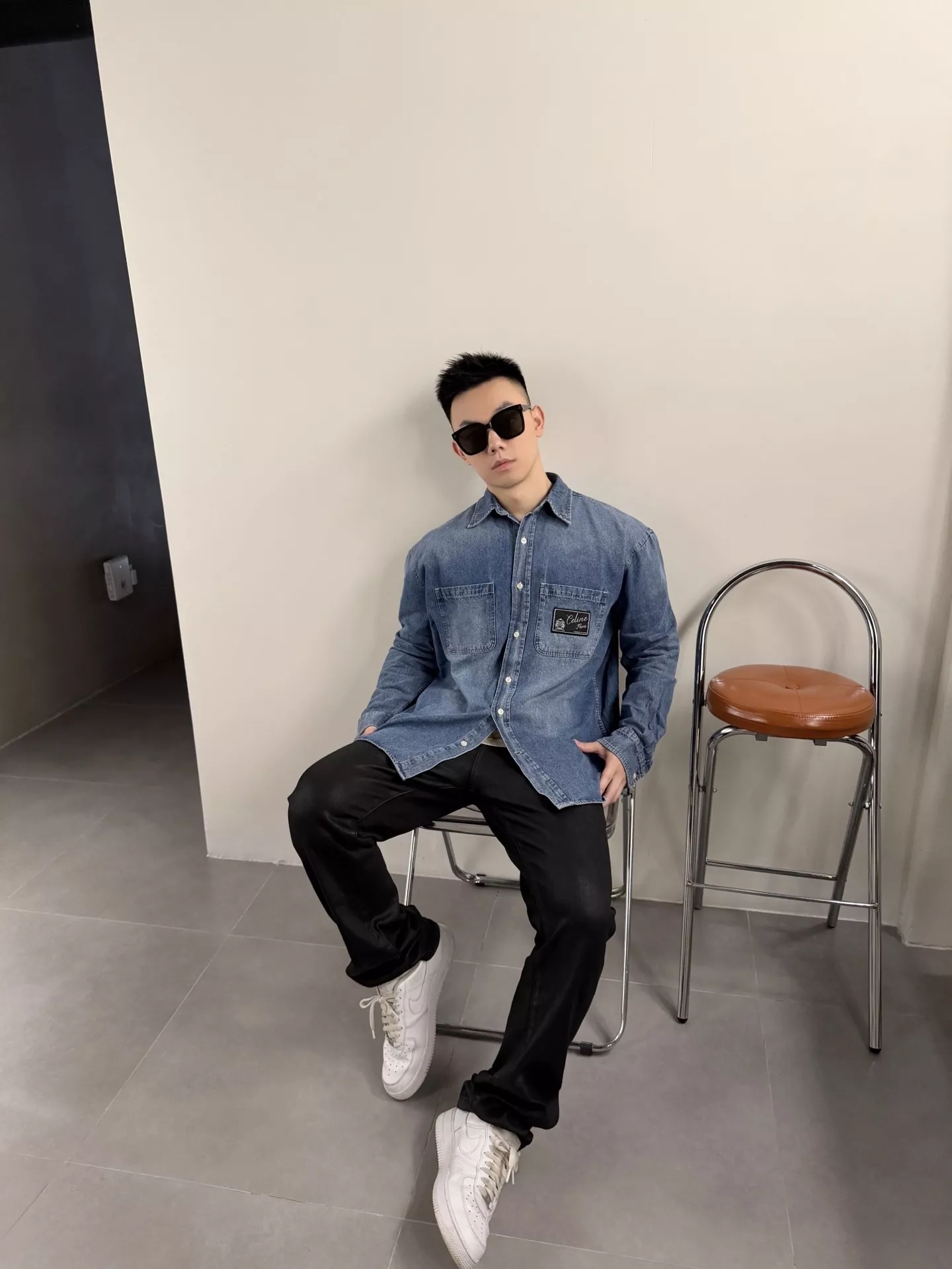 셀린느 포켓 라벨 워싱 남녀공용 긴소매 데님 셔츠 상세 이미지 13