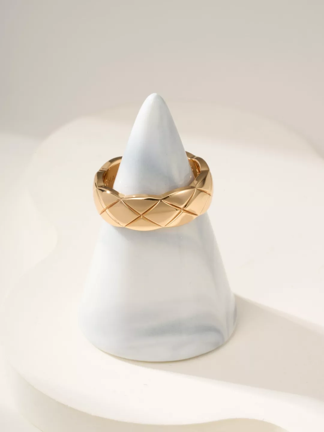 샤넬 퀼팅 투톤 오픈형 반지 상세 이미지 10