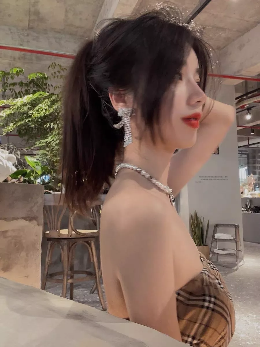 셀린느 풀 큐빅 리본 태슬 귀걸이 상세 이미지 24