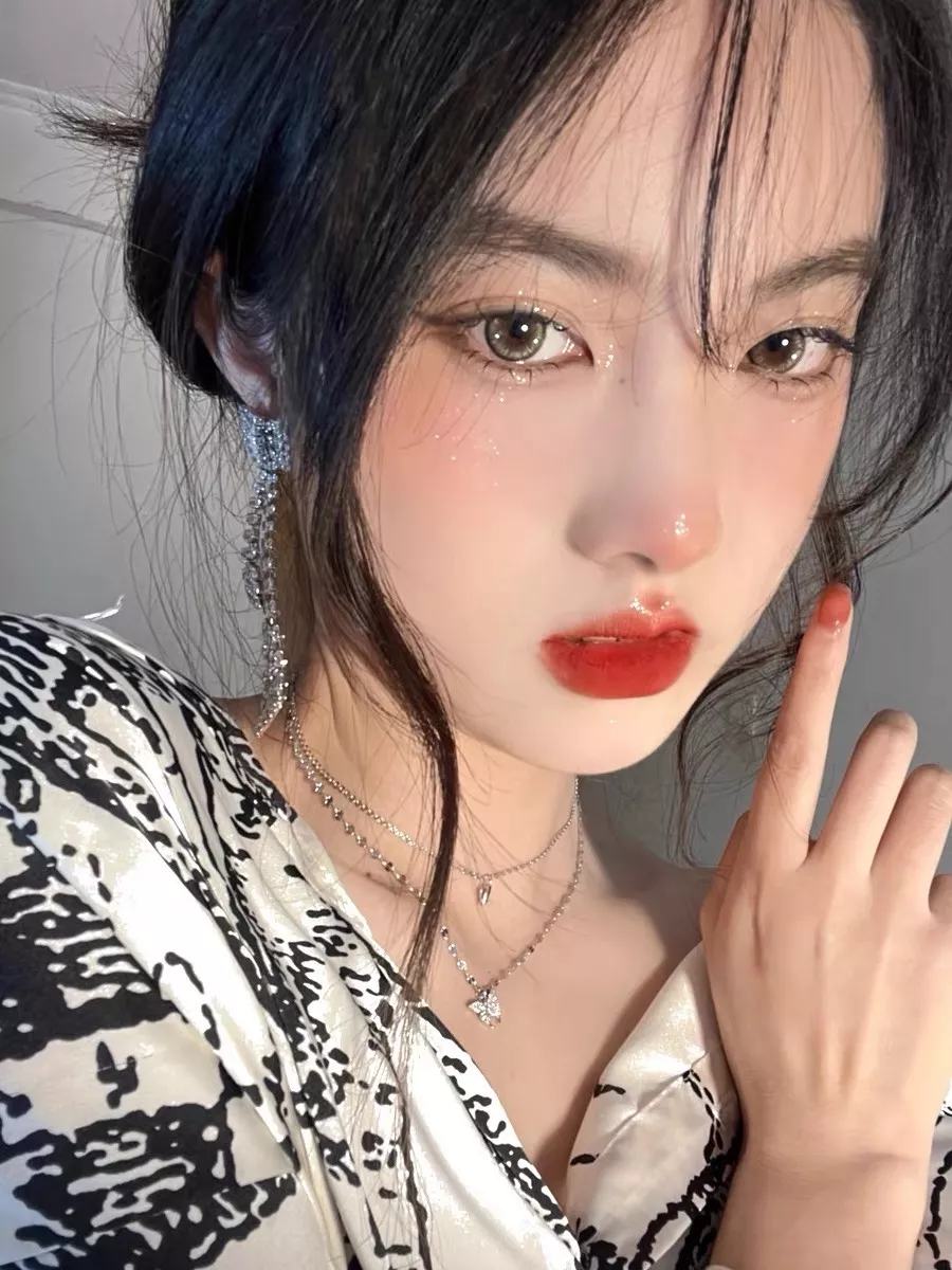 셀린느 풀 큐빅 리본 태슬 귀걸이 상세 이미지 58