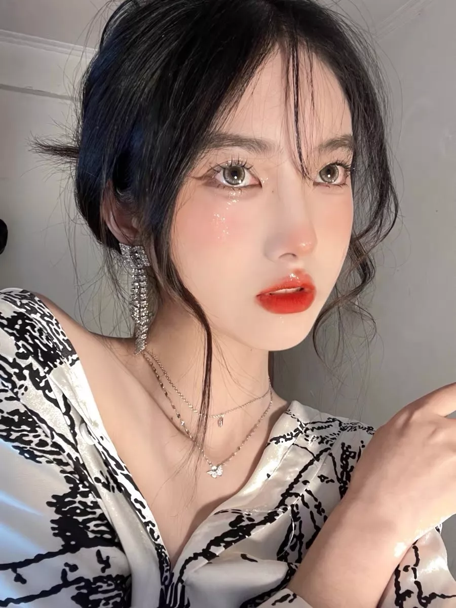 셀린느 풀 큐빅 리본 태슬 귀걸이 상세 이미지 59
