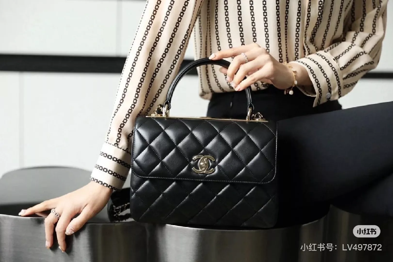 샤넬 트렌디 퀼팅 체인 숄더백 상세 이미지 24