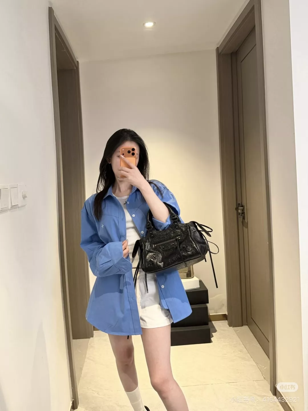 발렌시아가 빅 실루엣 모터 디테일 토트백 상세 이미지 25