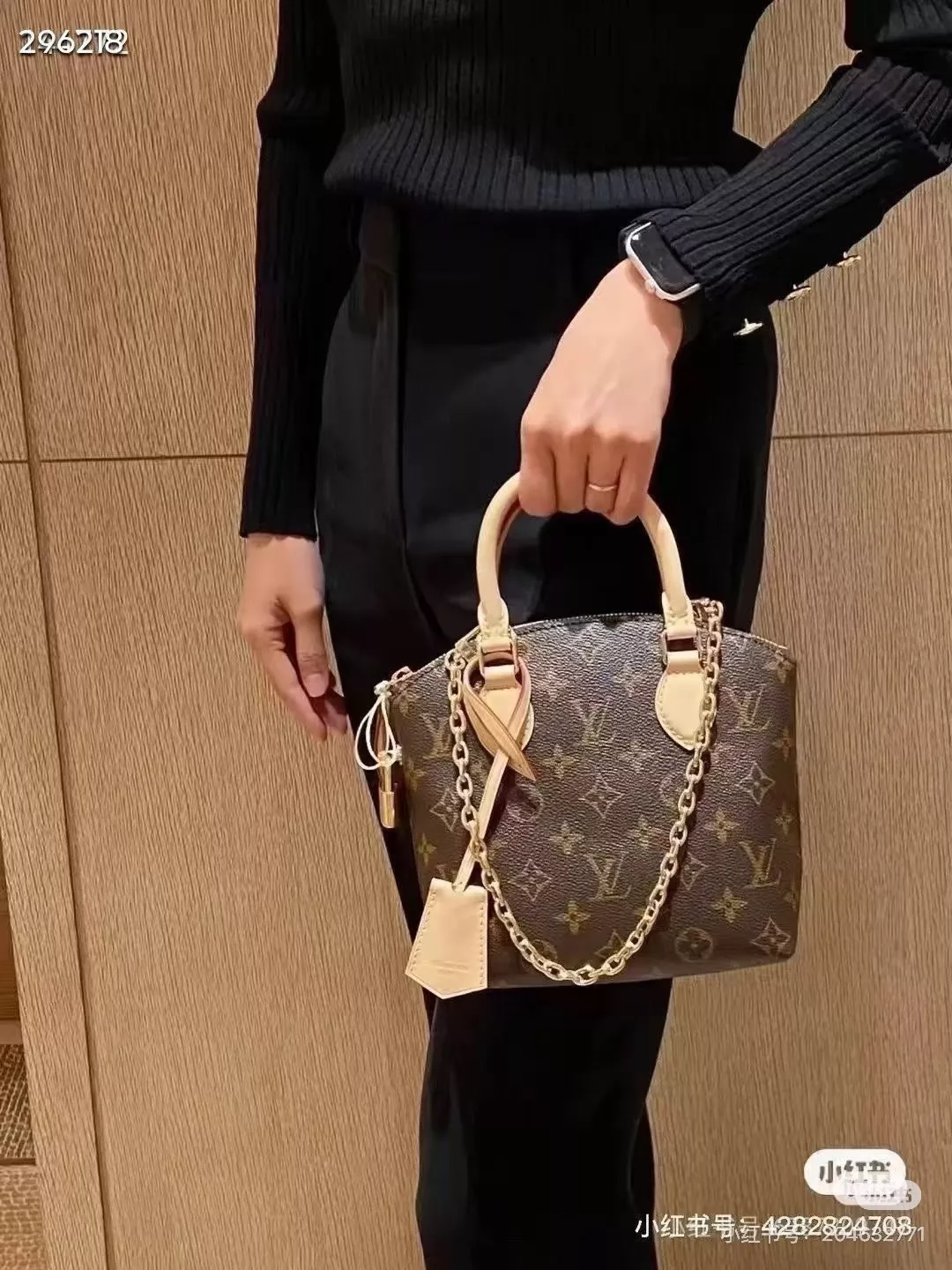 루이비통 모노그램 접이식 토트백 상세 이미지 16