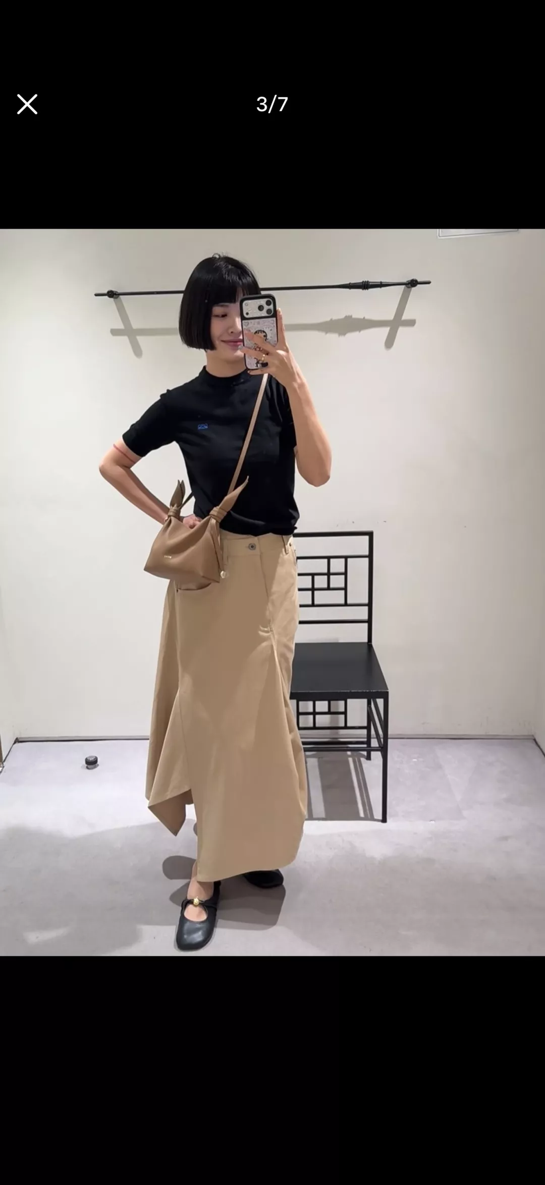 로에베 트위스트 이어 디테일 호보백 상세 이미지 32